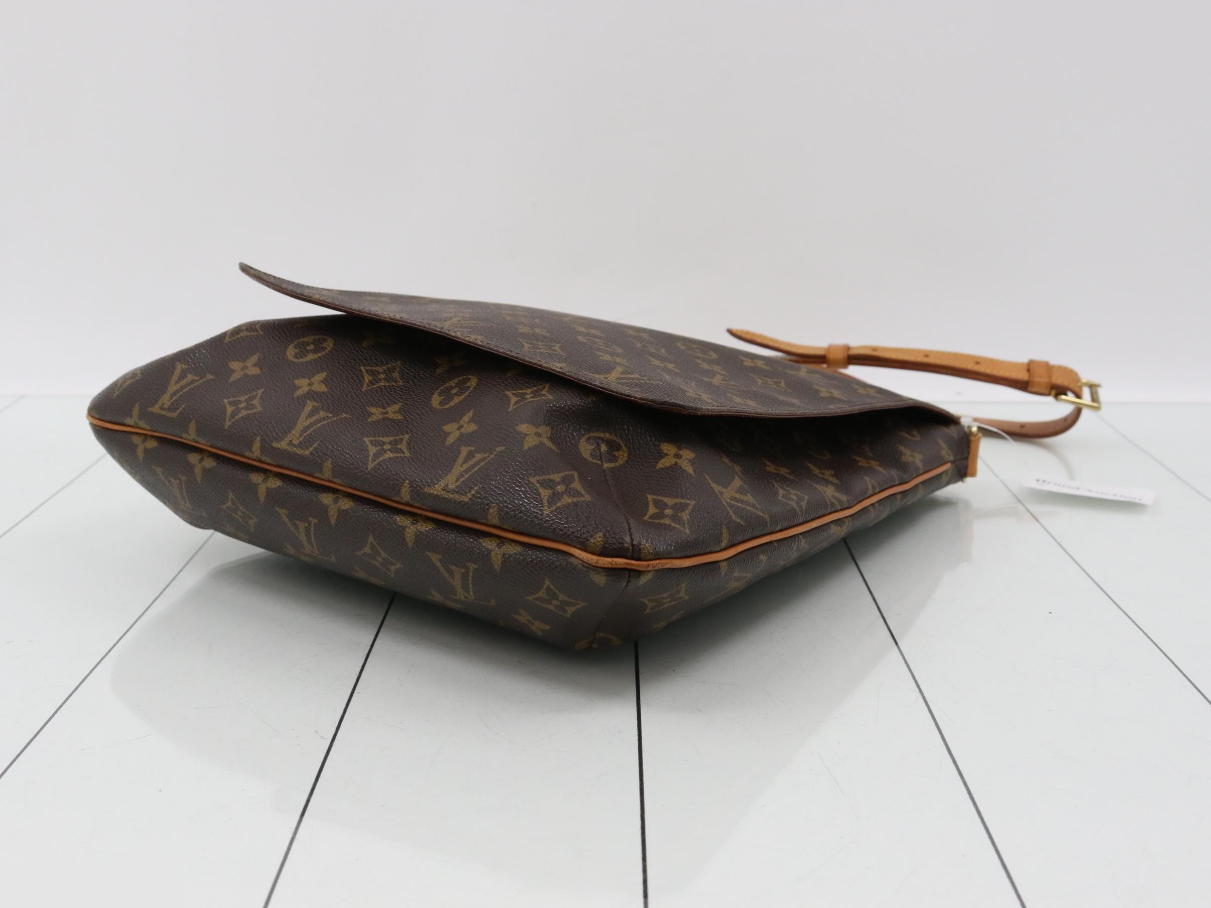 Musette Brown — view 6
