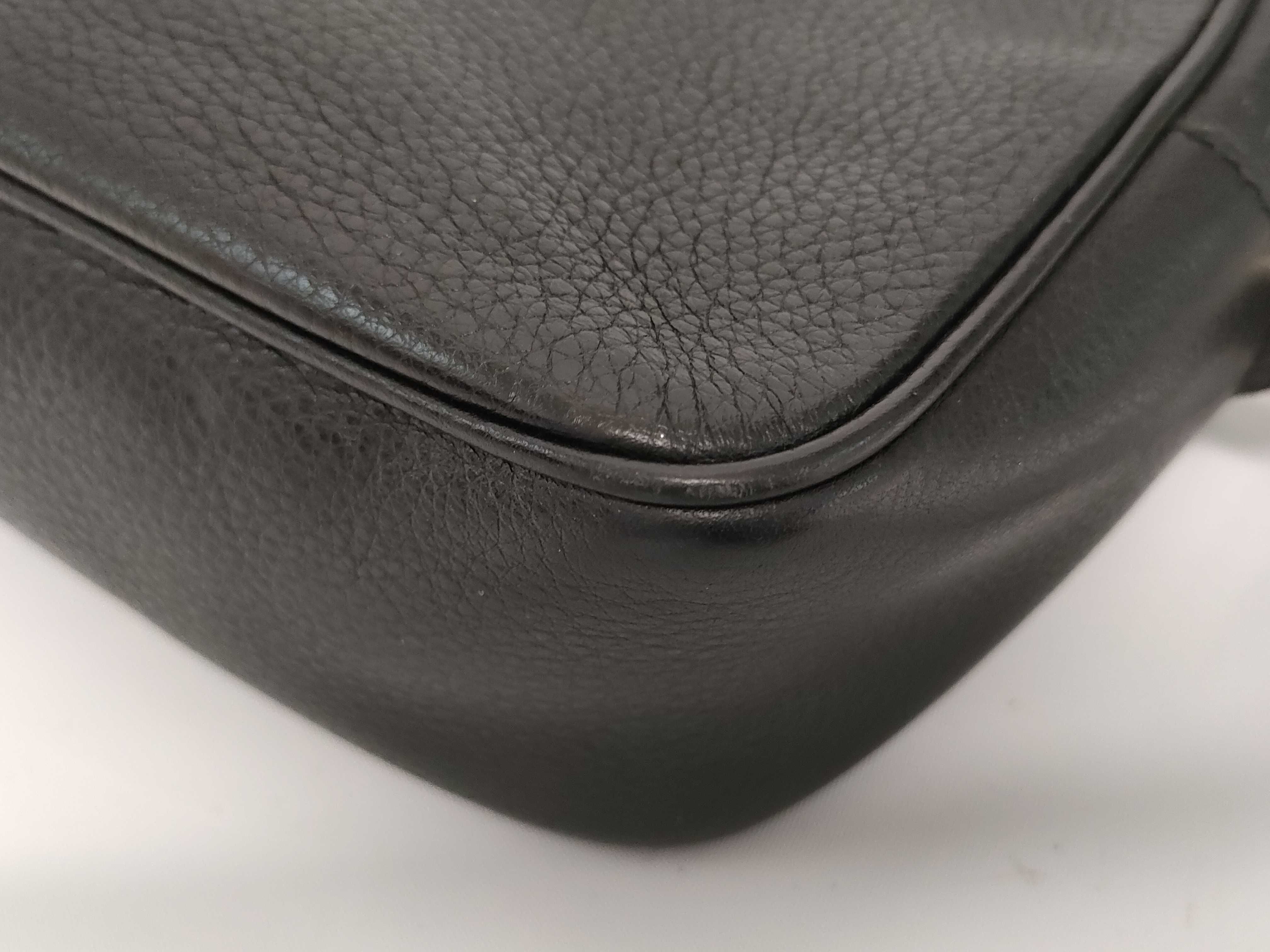 Soho 308364 Leather Shoulder Bag Black — view 5