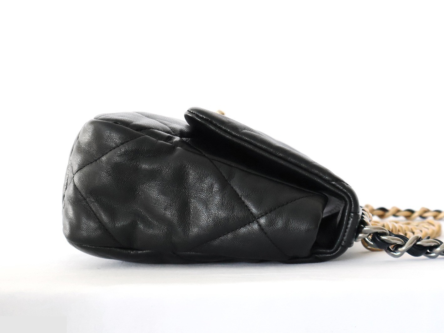 19 Lambskin Chain Shoulder Bag, Black — view 5