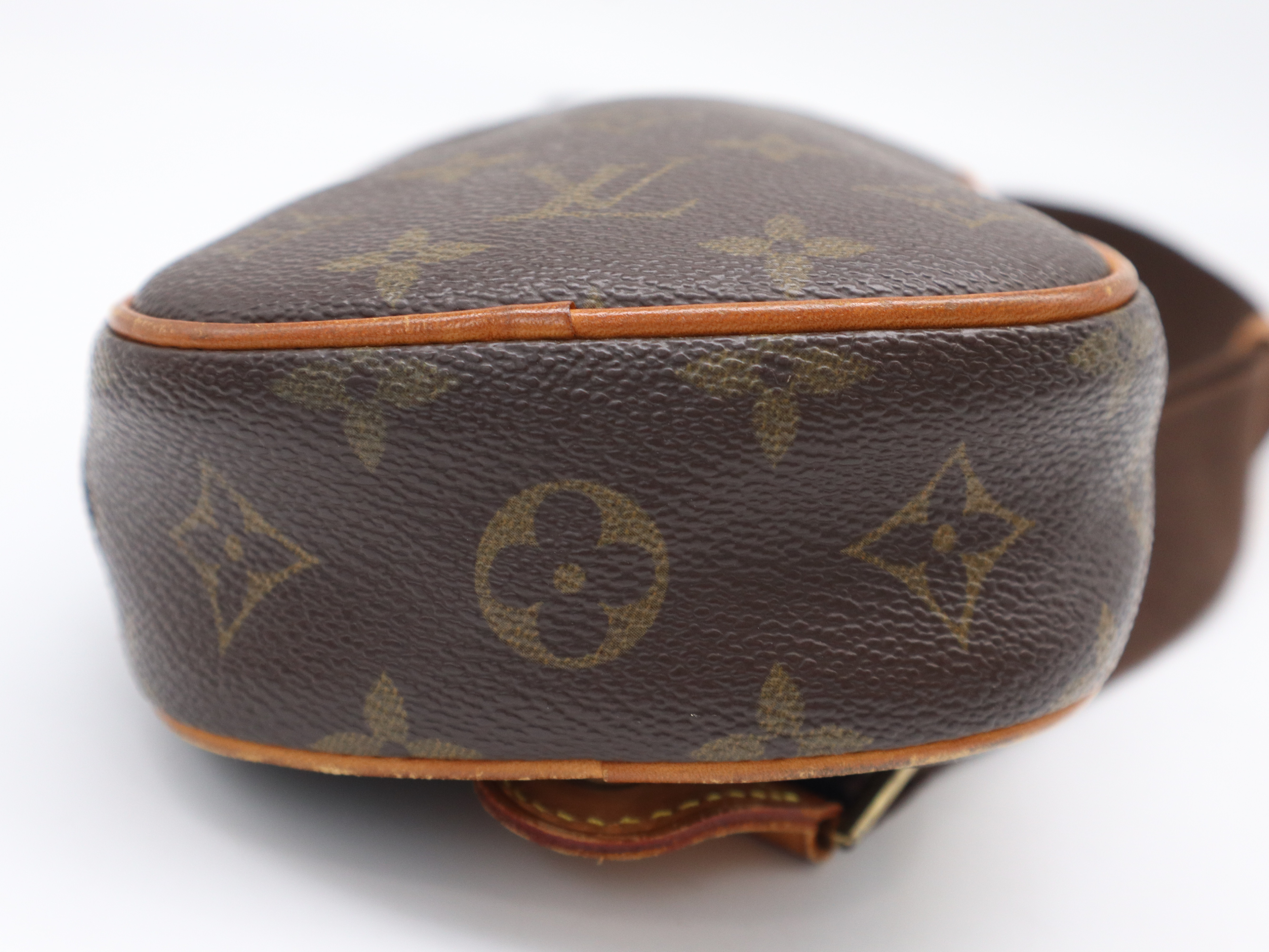 M51870 Monogram Pochette Gange Shoulder Bag — view 5