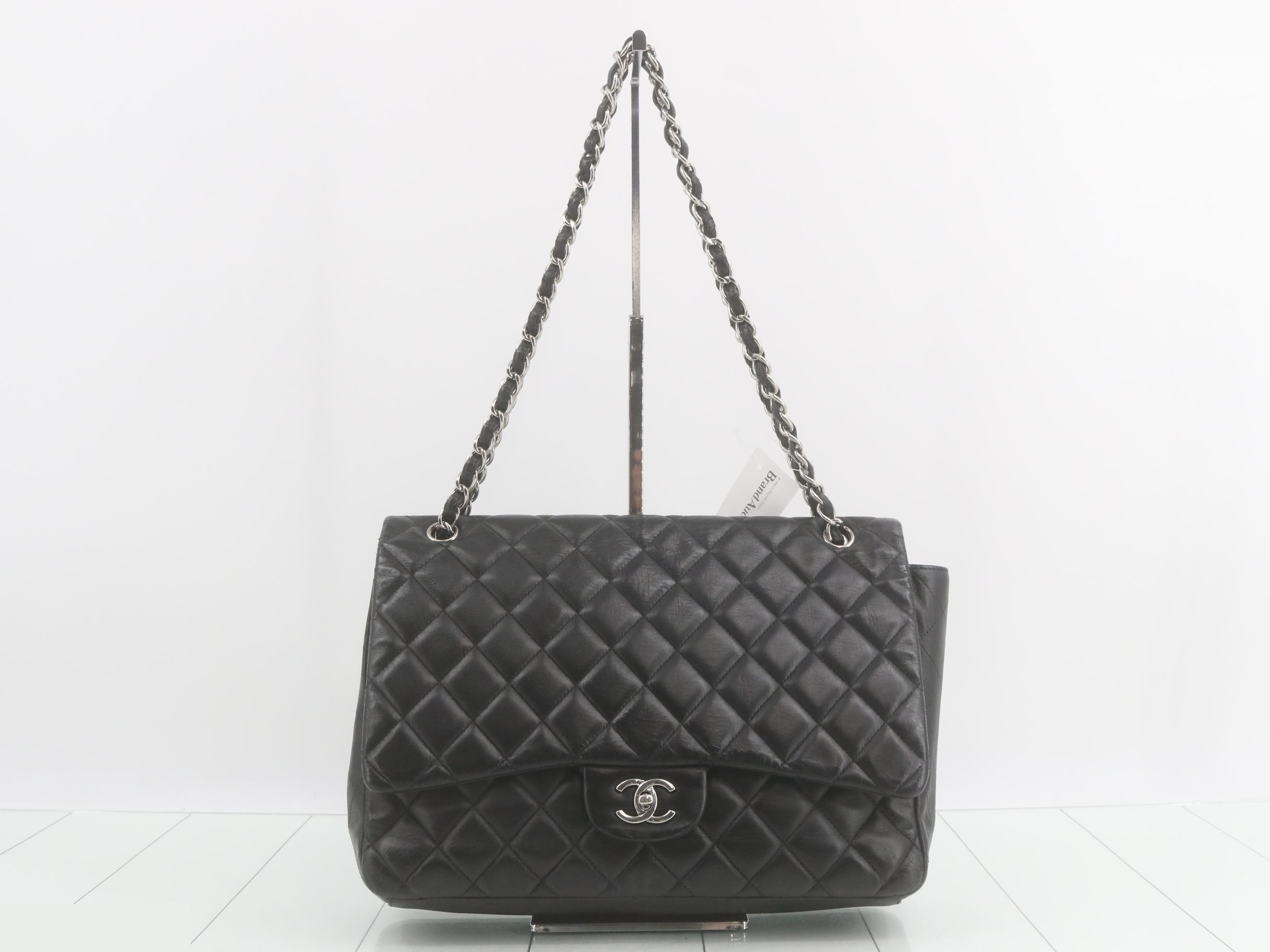 Matelassé Shoulder Bag