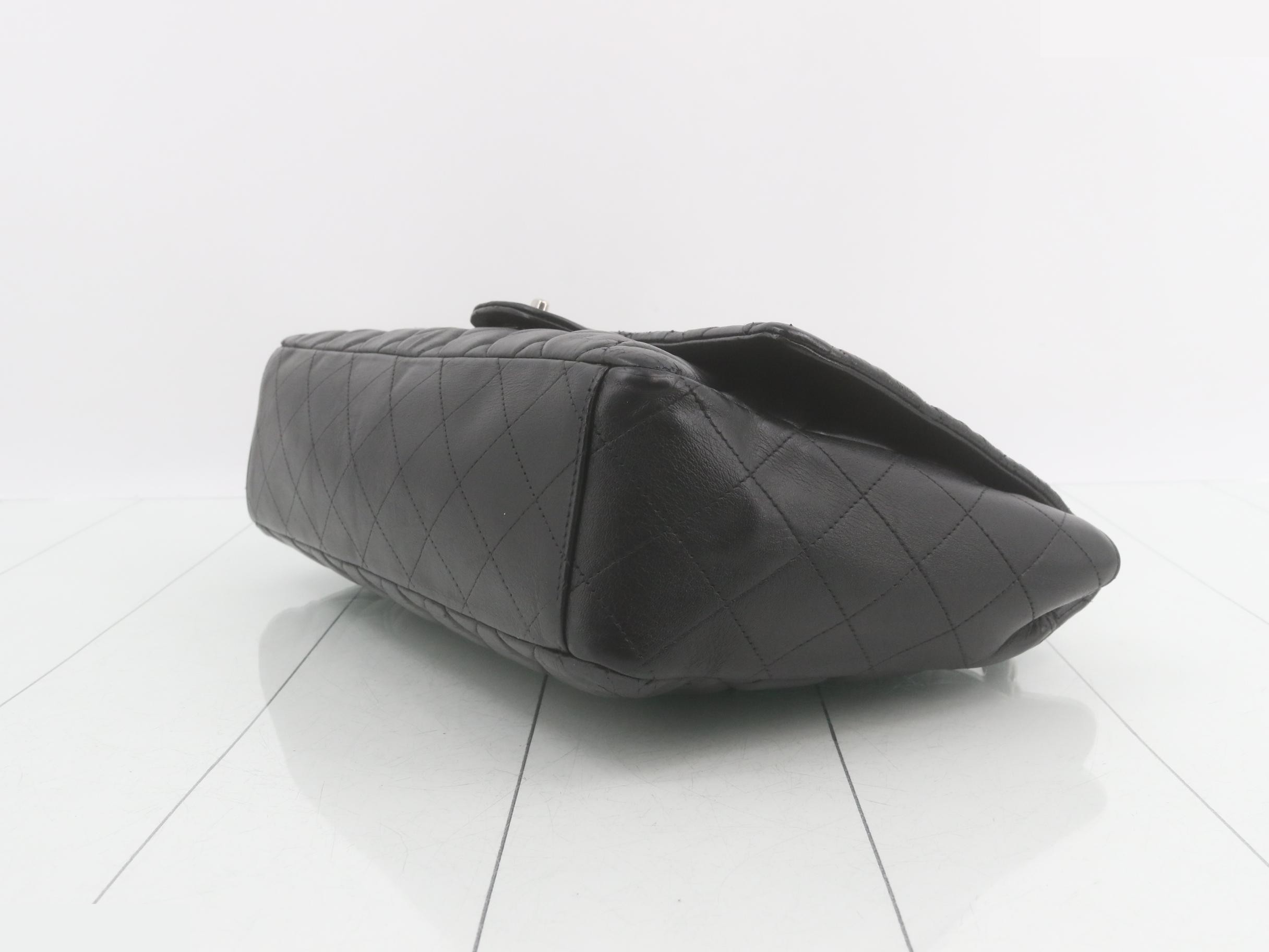 Matelassé Shoulder Bag — view 6