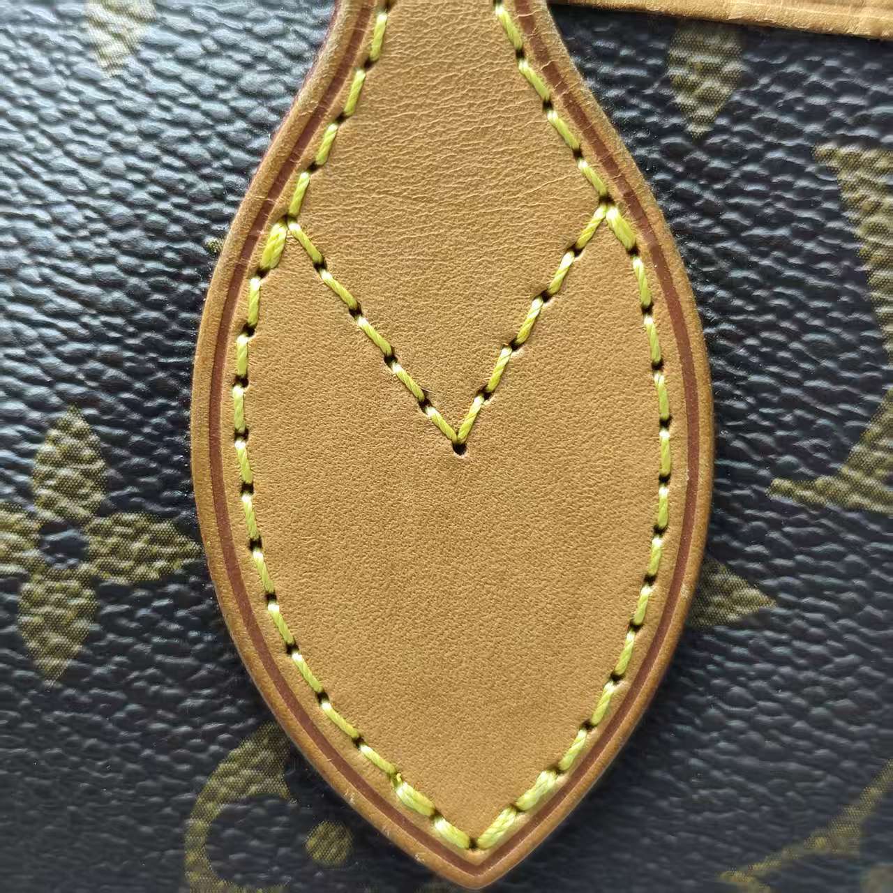 【*Shipped from: China*】LOUIS VUITTON Neverfull PU Handbag — view 10