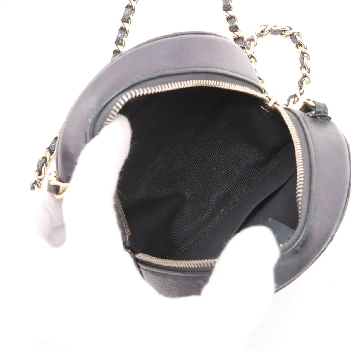 Matelasse caviar skin chain shoulder bag round aurora gold hardware 27751987 27th series — view 6