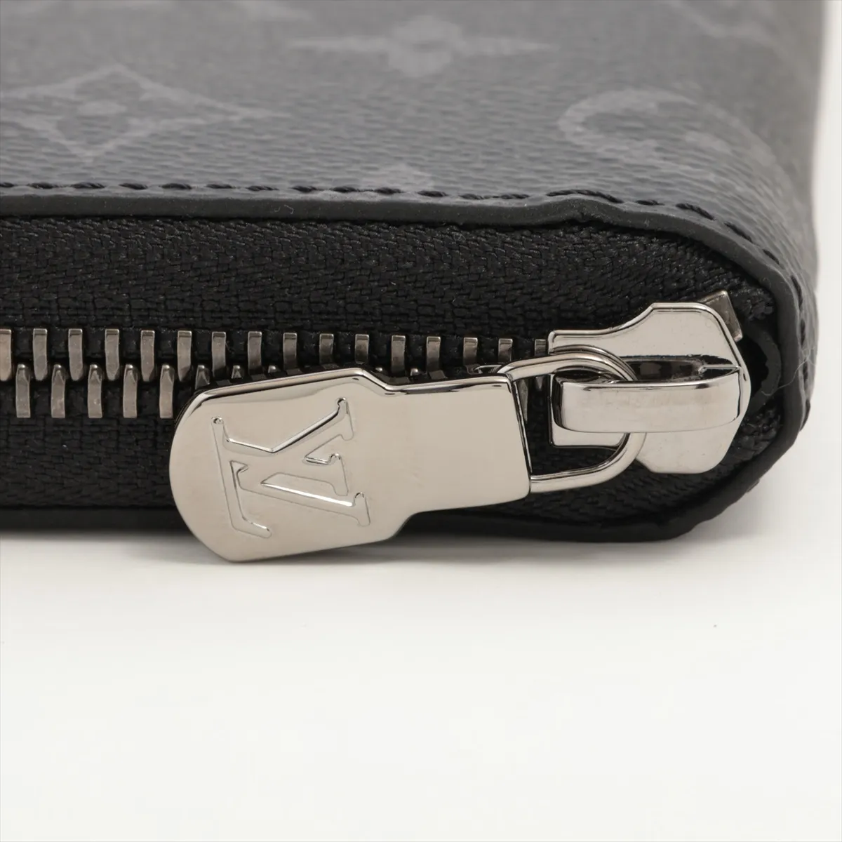 Monogram Eclipse Zippy Wallet Vertical M62295 Black Round Zip Wallet (RFID detected) — view 10