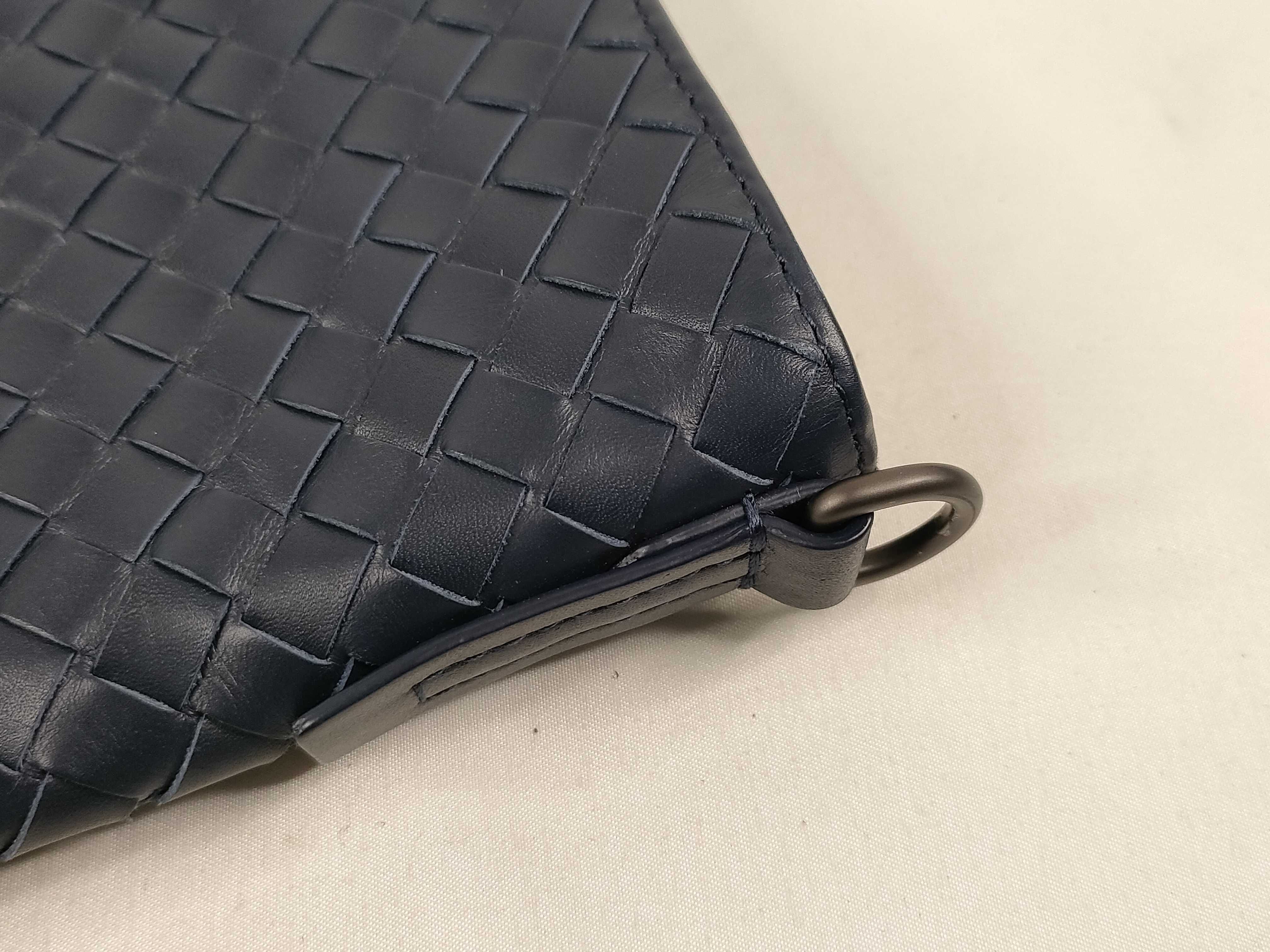 Intrecciato Bottega Veneta Shoulder Bag — view 5