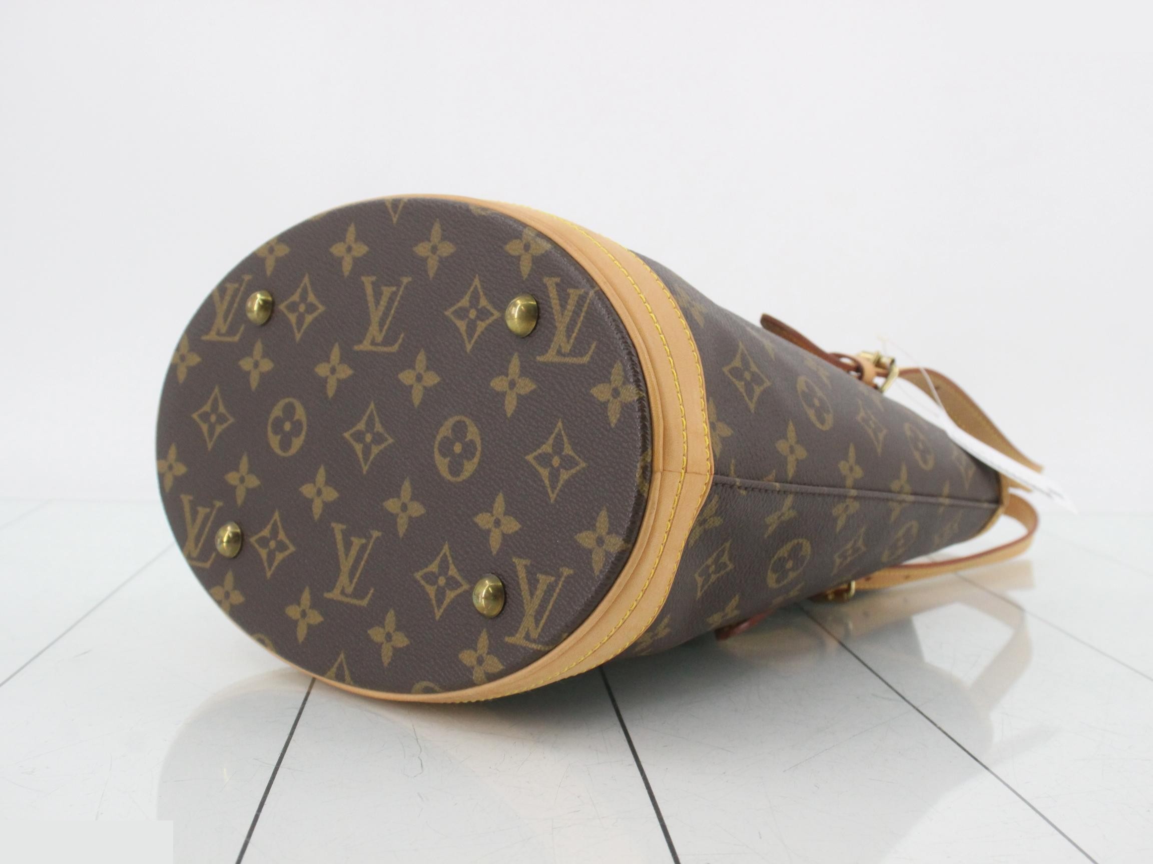 Petit Bucket with Pouch M42238 — view 6