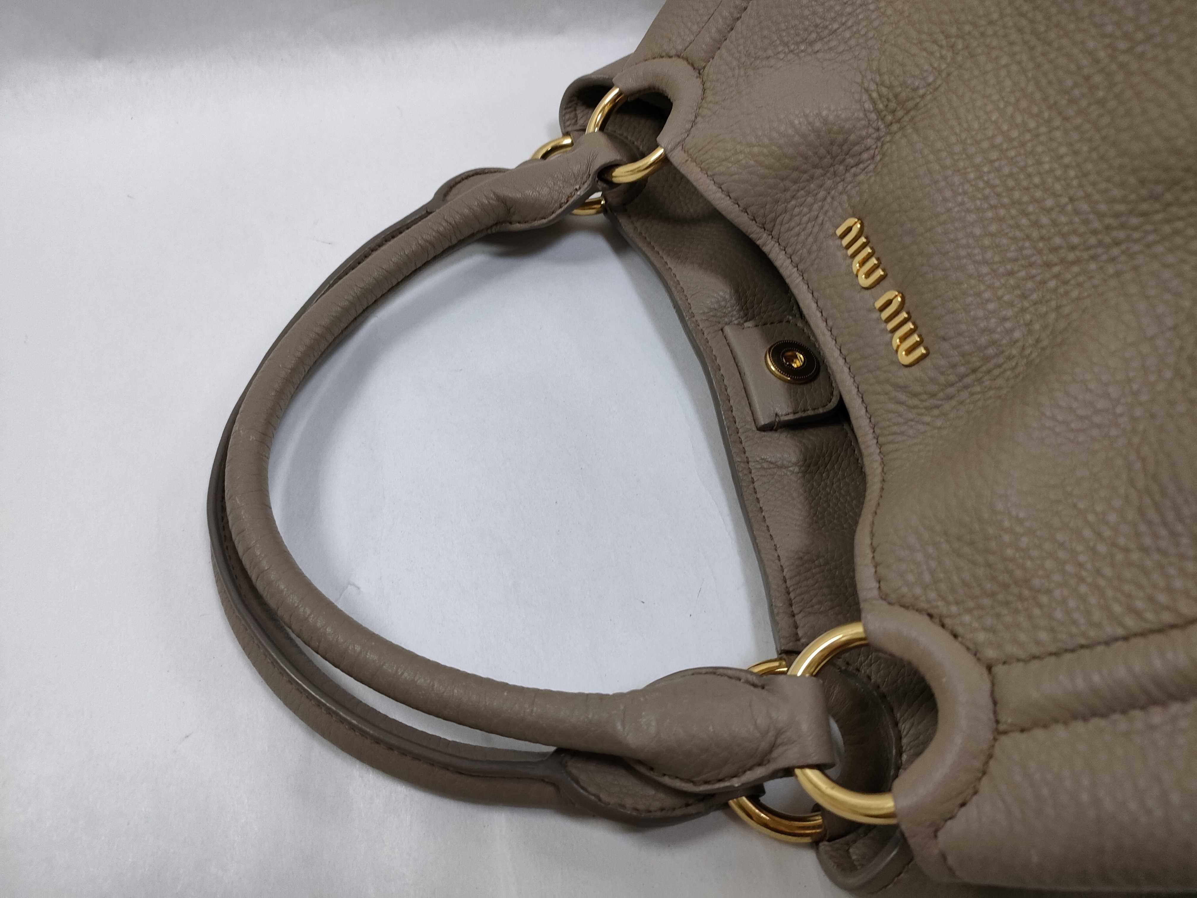 Vitello Leather Handbag, Beige — view 3