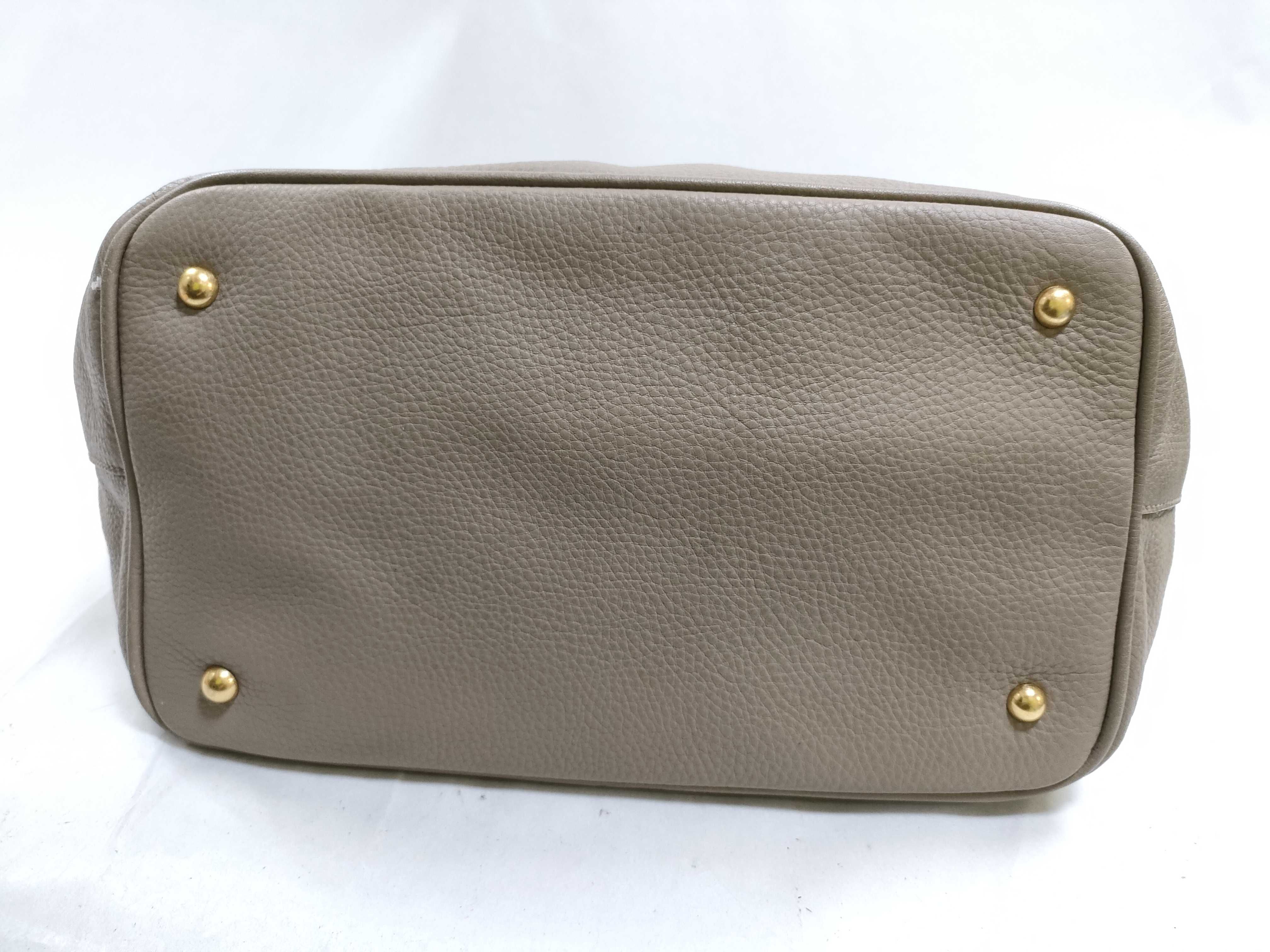 Vitello Leather Handbag, Beige — view 7