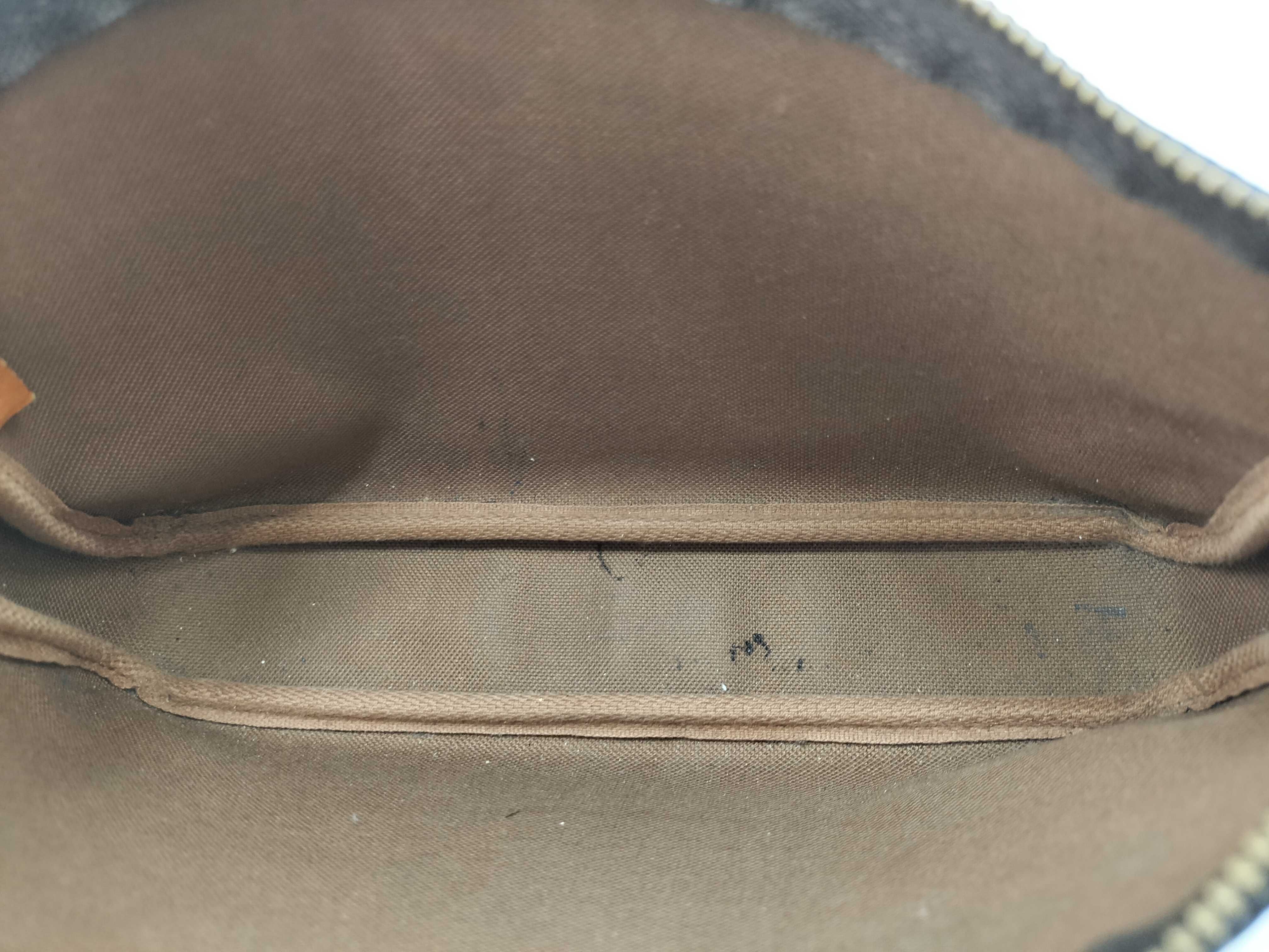 Monogram Louis Vuitton Accessoires Pouch — view 11