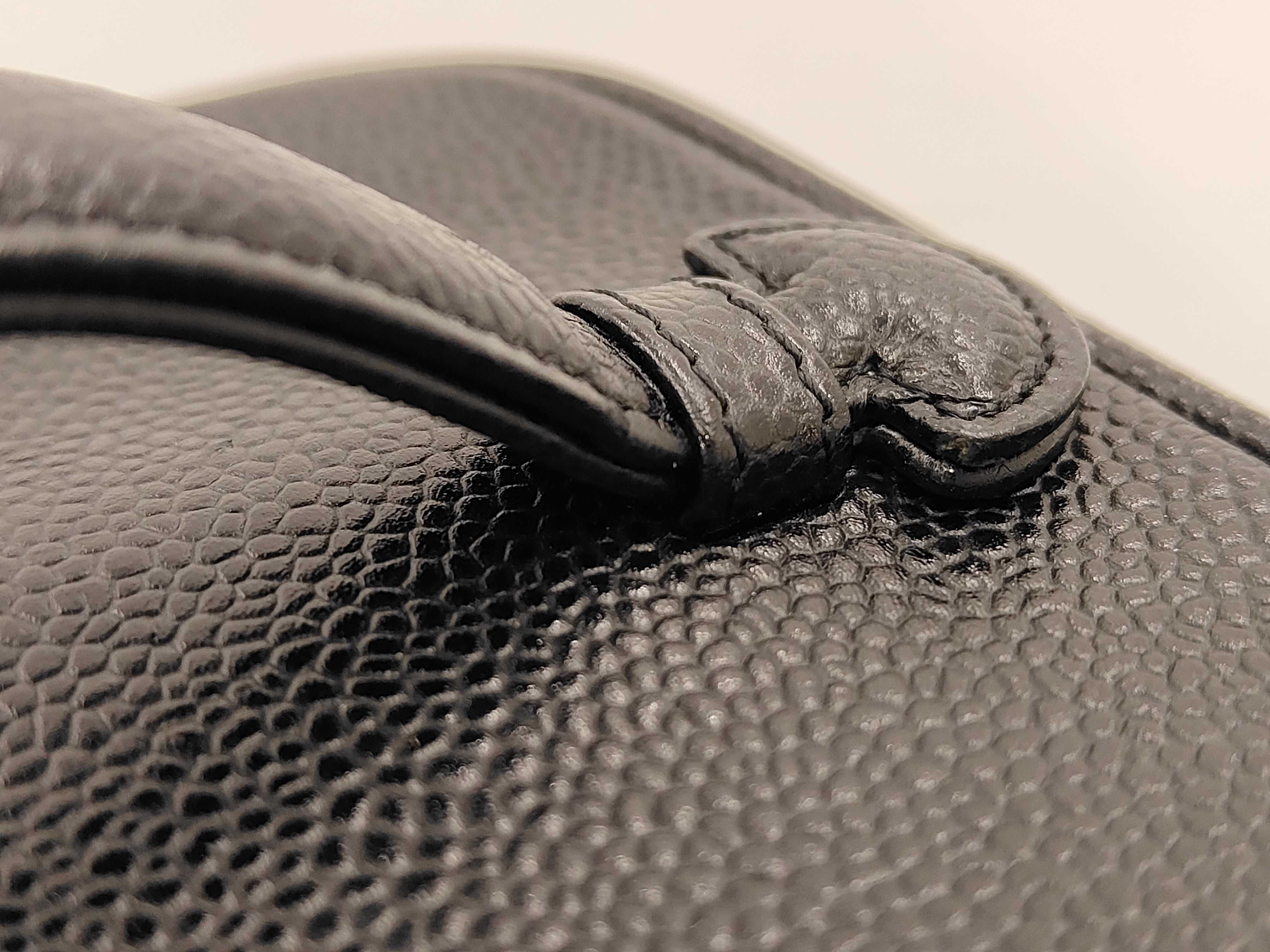 Vanity Case, Caviar Skin, Black, 62618710, with Seal and Card, Vanity Bag — view 3