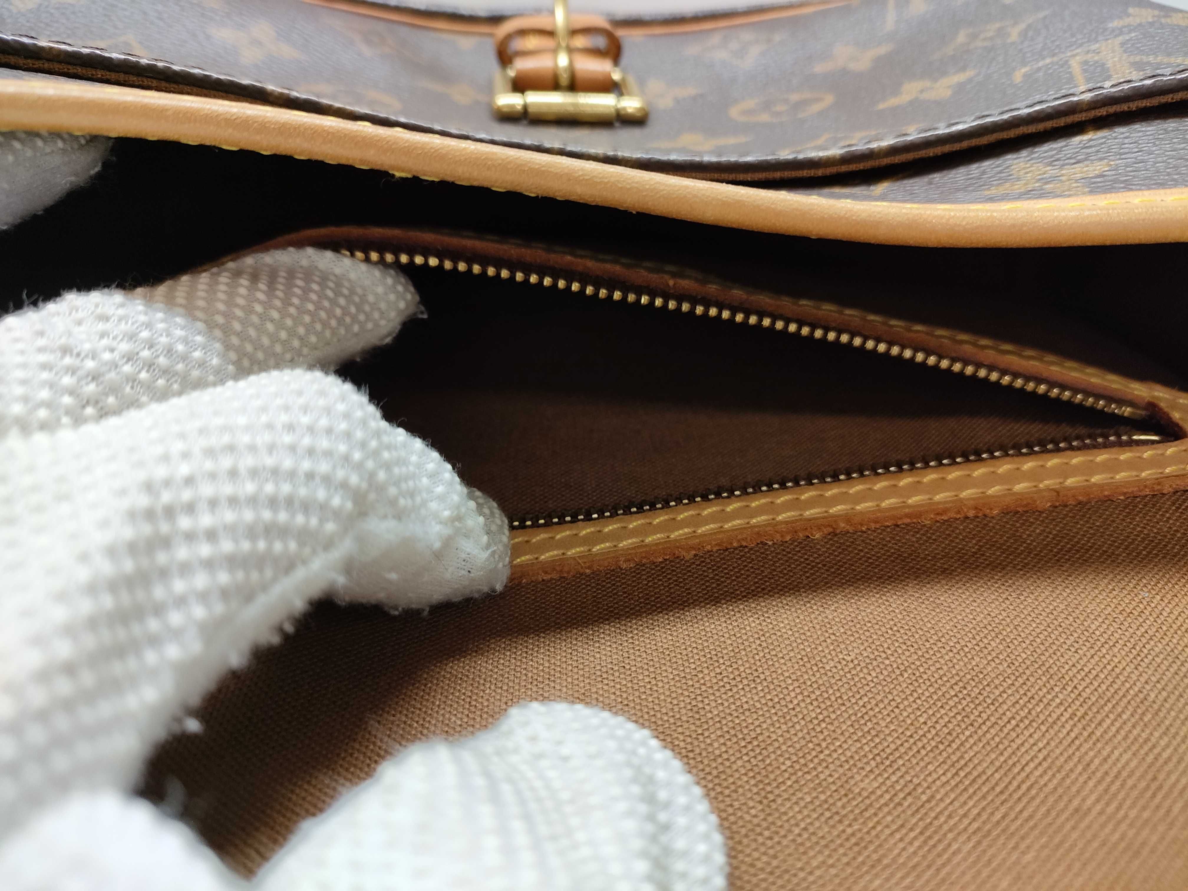 Monogram M42250 Sologne Shoulder Bag — view 11