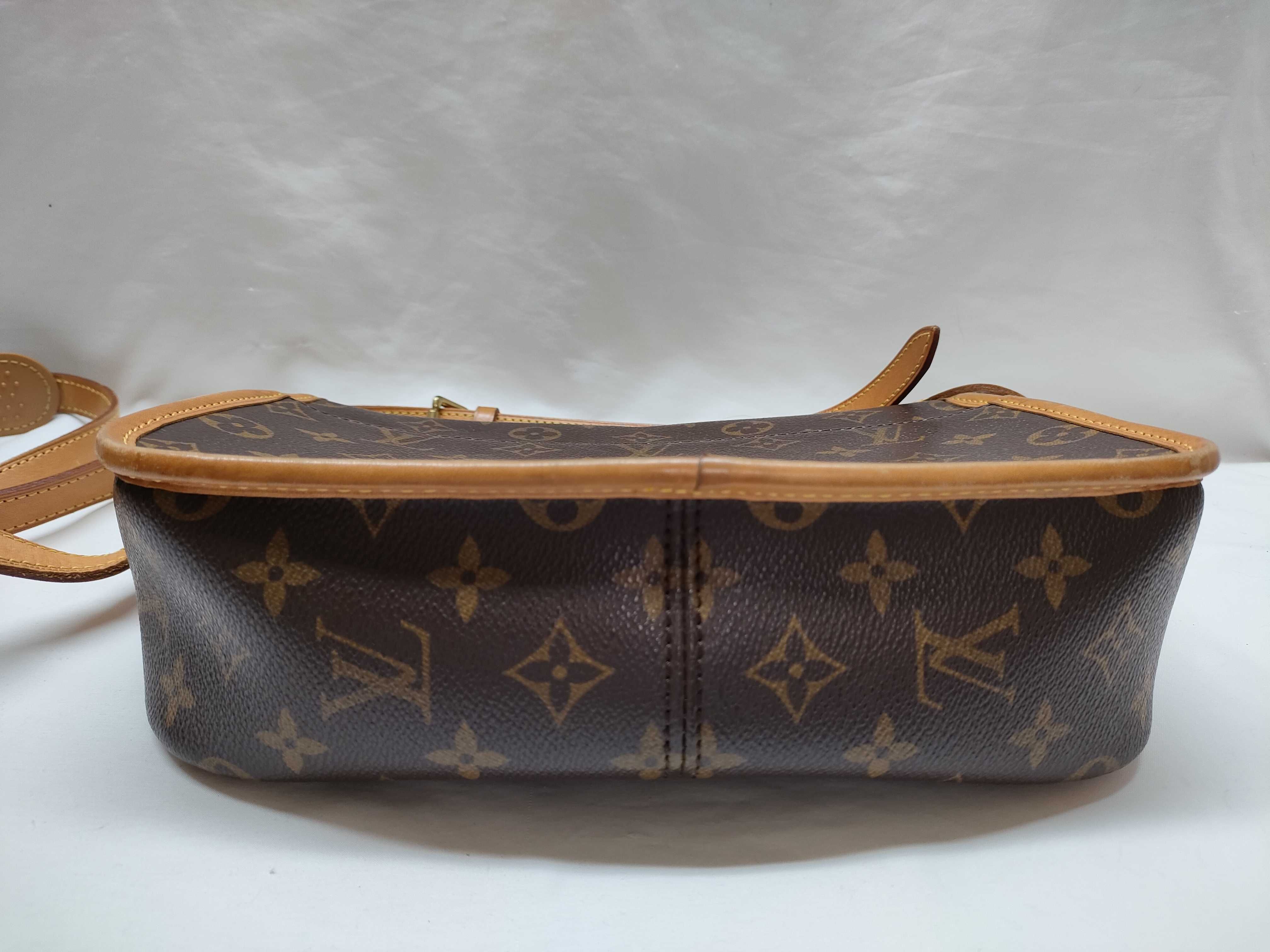 Monogram M42250 Sologne Shoulder Bag — view 3