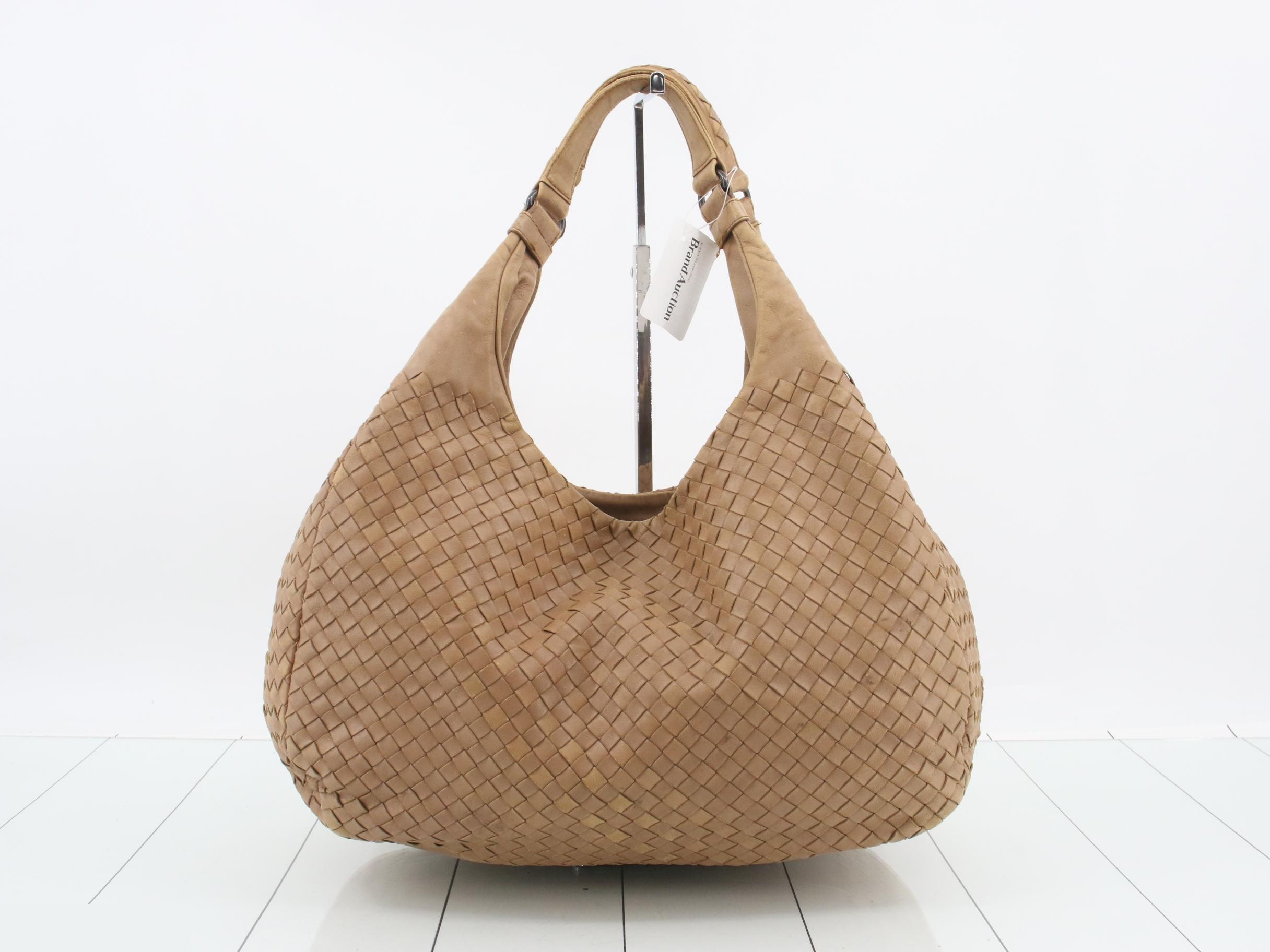 Intrecciato Campana (Bag) - Shoulder Bag — view 2