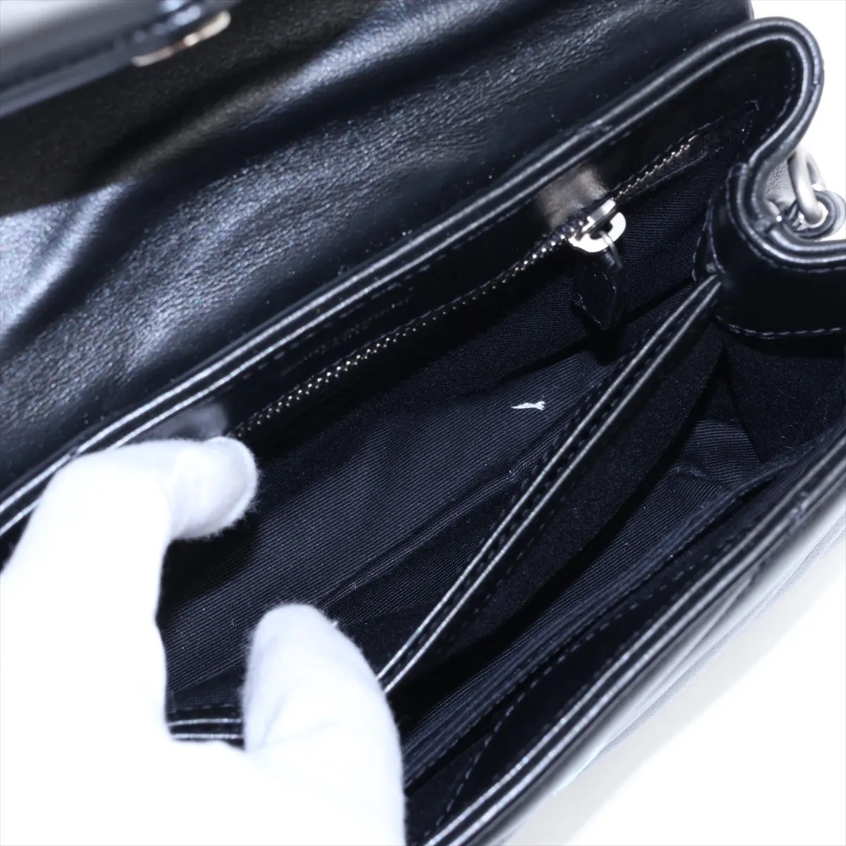 Loulou 467072 Leather Shoulder Bag, Black — view 8