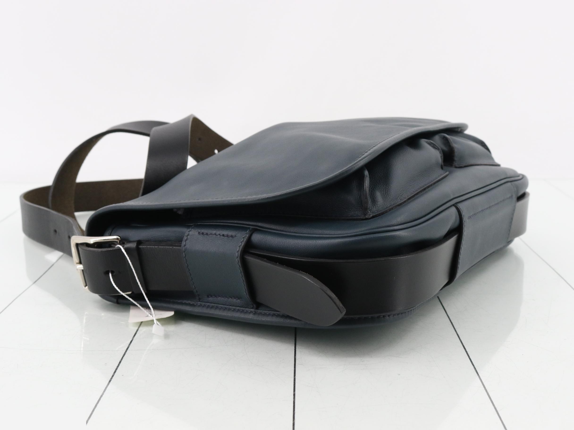 Balda Shoulder Bag, T Stamp — view 5
