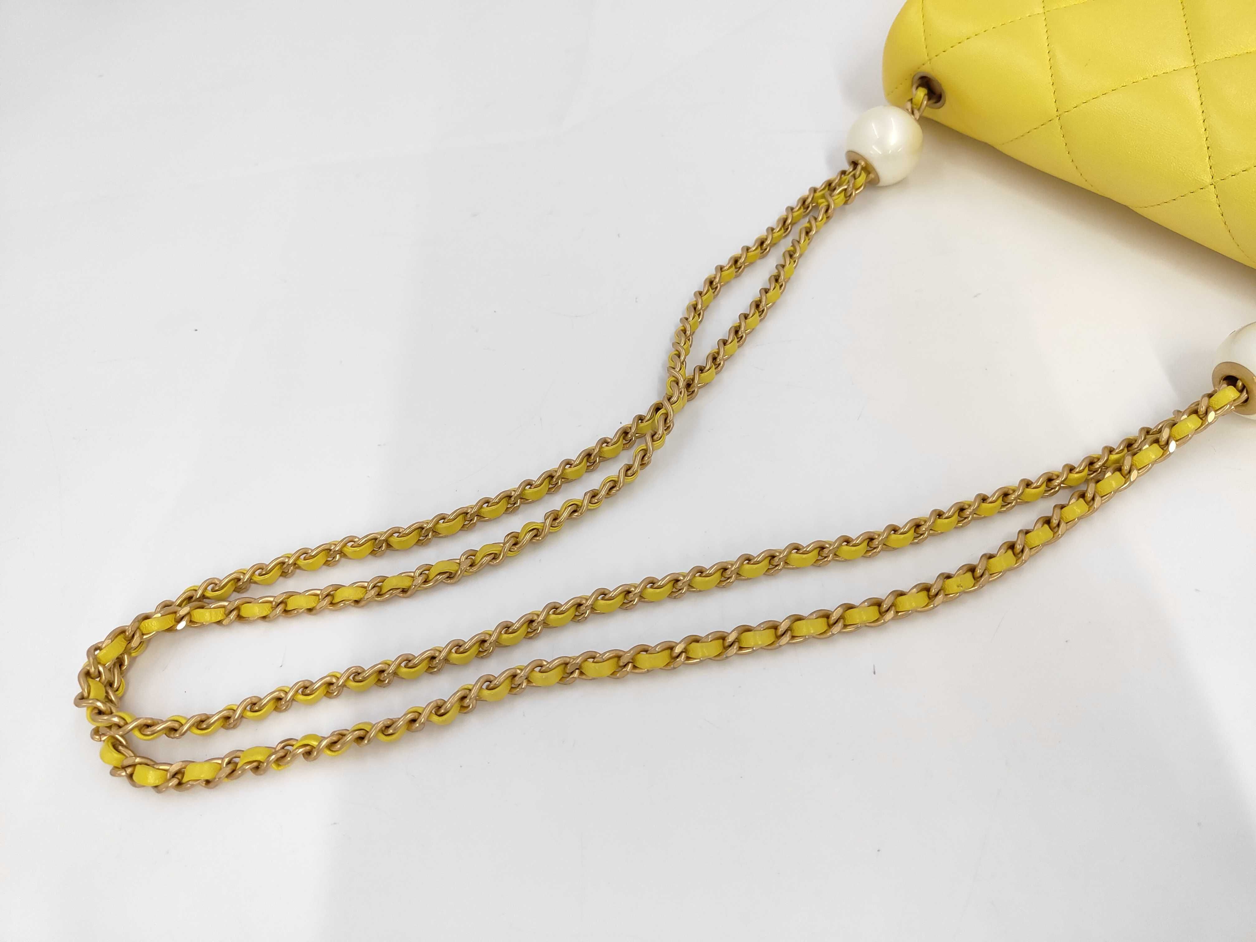 Matelassé Chain Shoulder Bag, Lambskin, Metallic Yellow — view 3