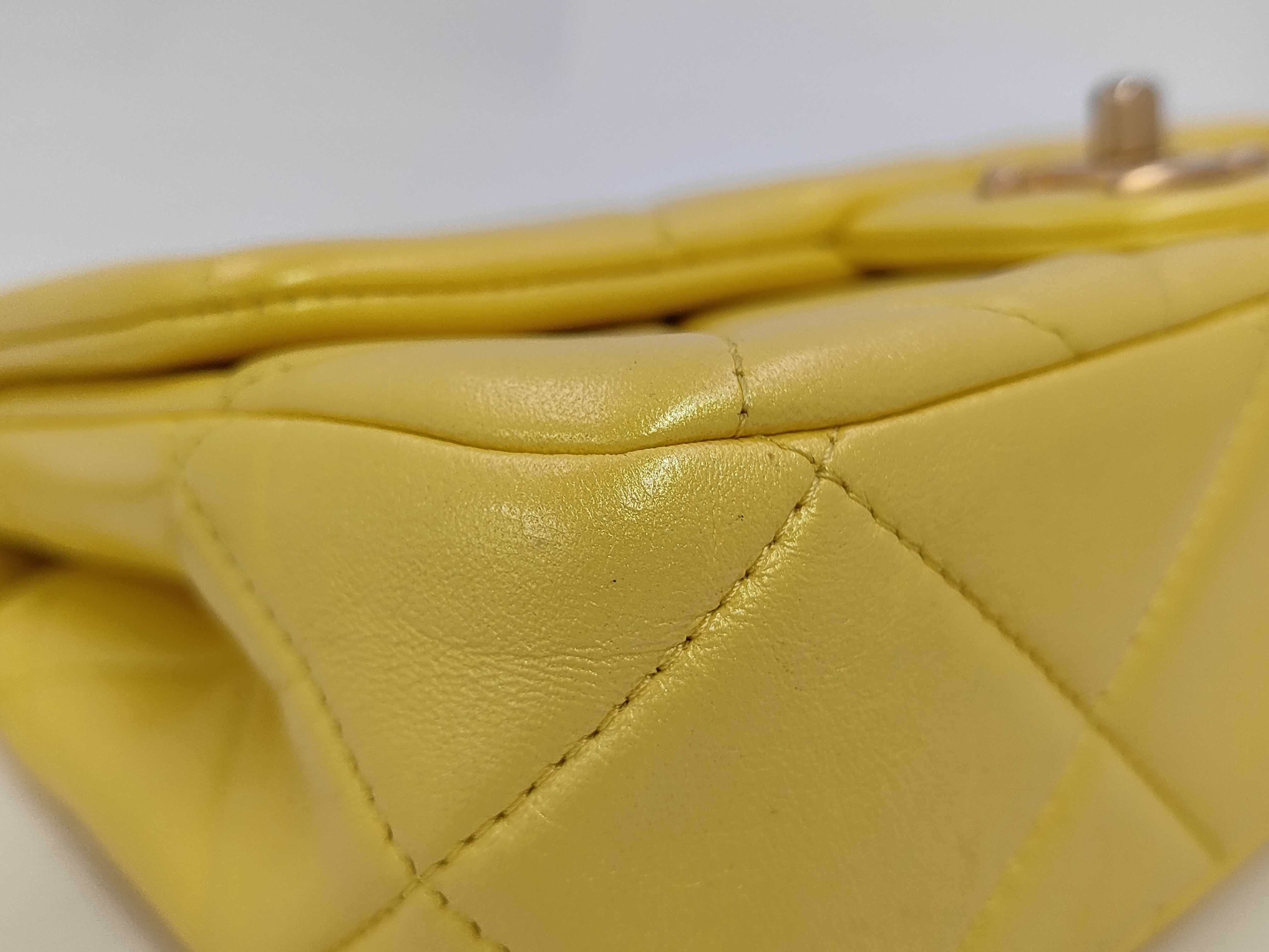 Matelassé Chain Shoulder Bag, Lambskin, Metallic Yellow — view 5