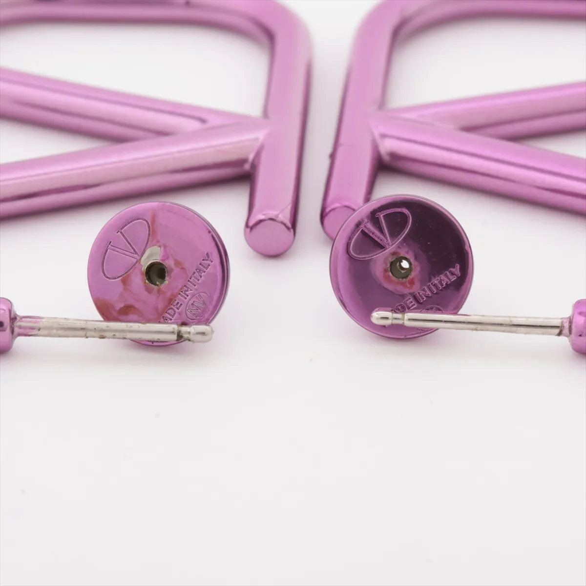 V-logo Signature Earrings (Pair) GP Purple - — view 4