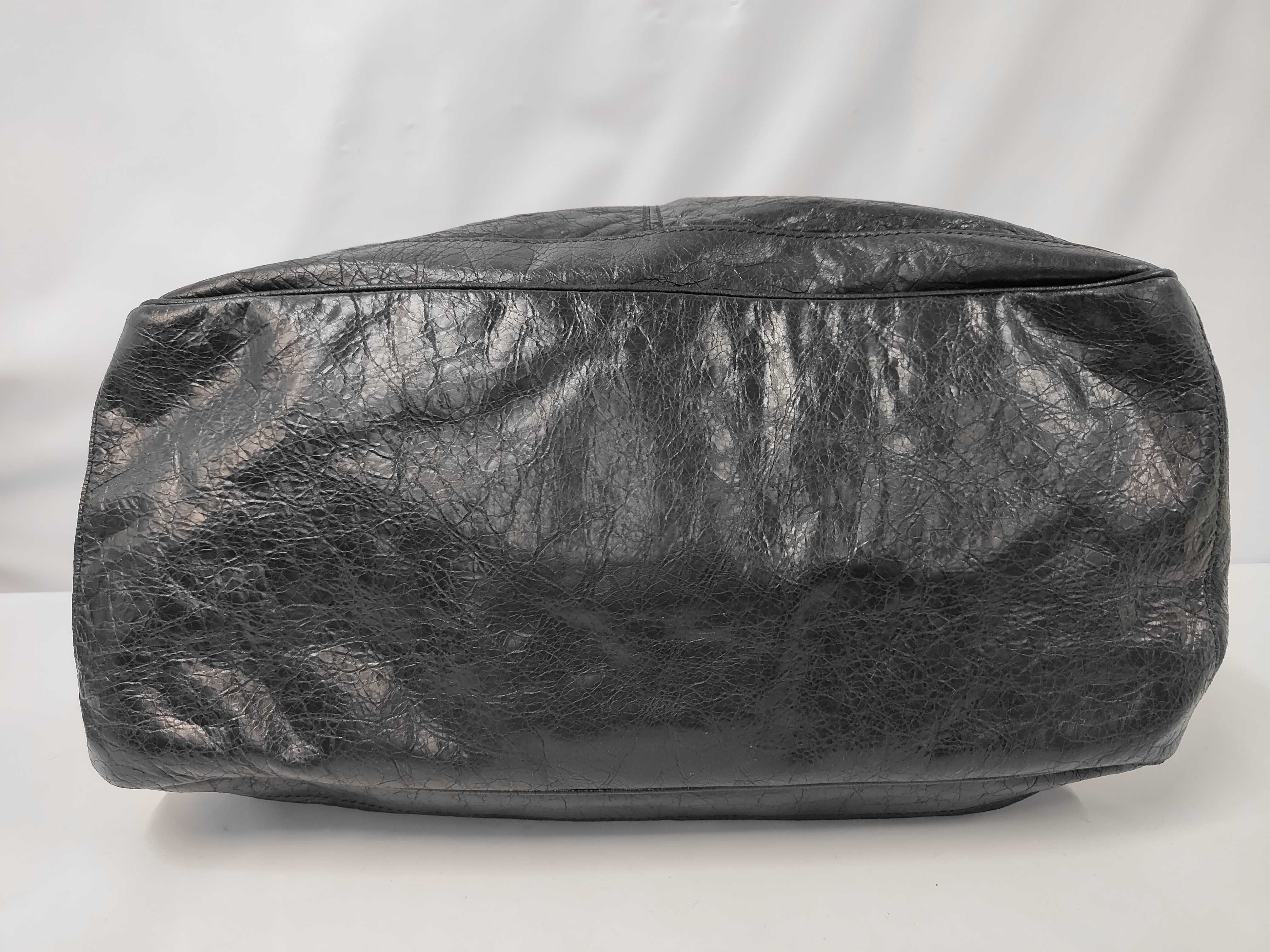 City Black Classic Bridge 213046 Leather Boston Bag — view 3