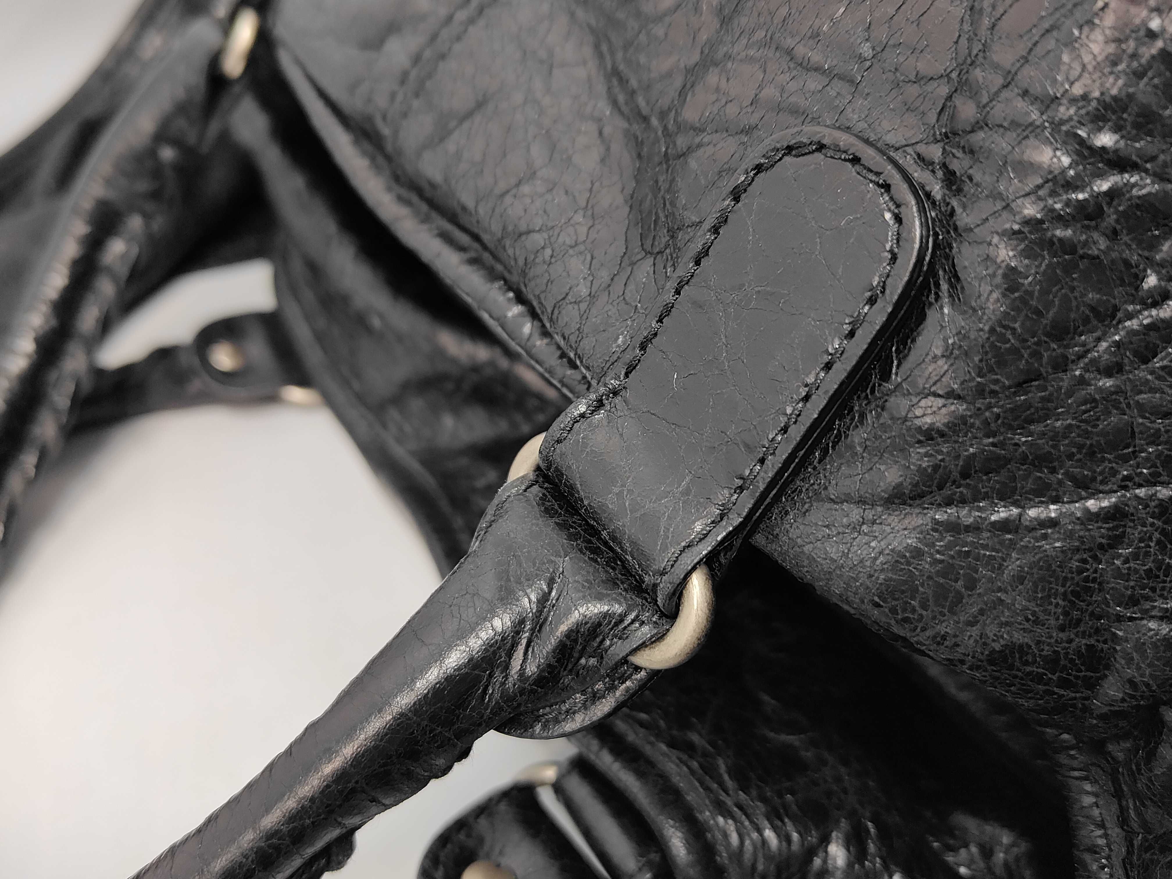 City Black Classic Bridge 213046 Leather Boston Bag — view 6