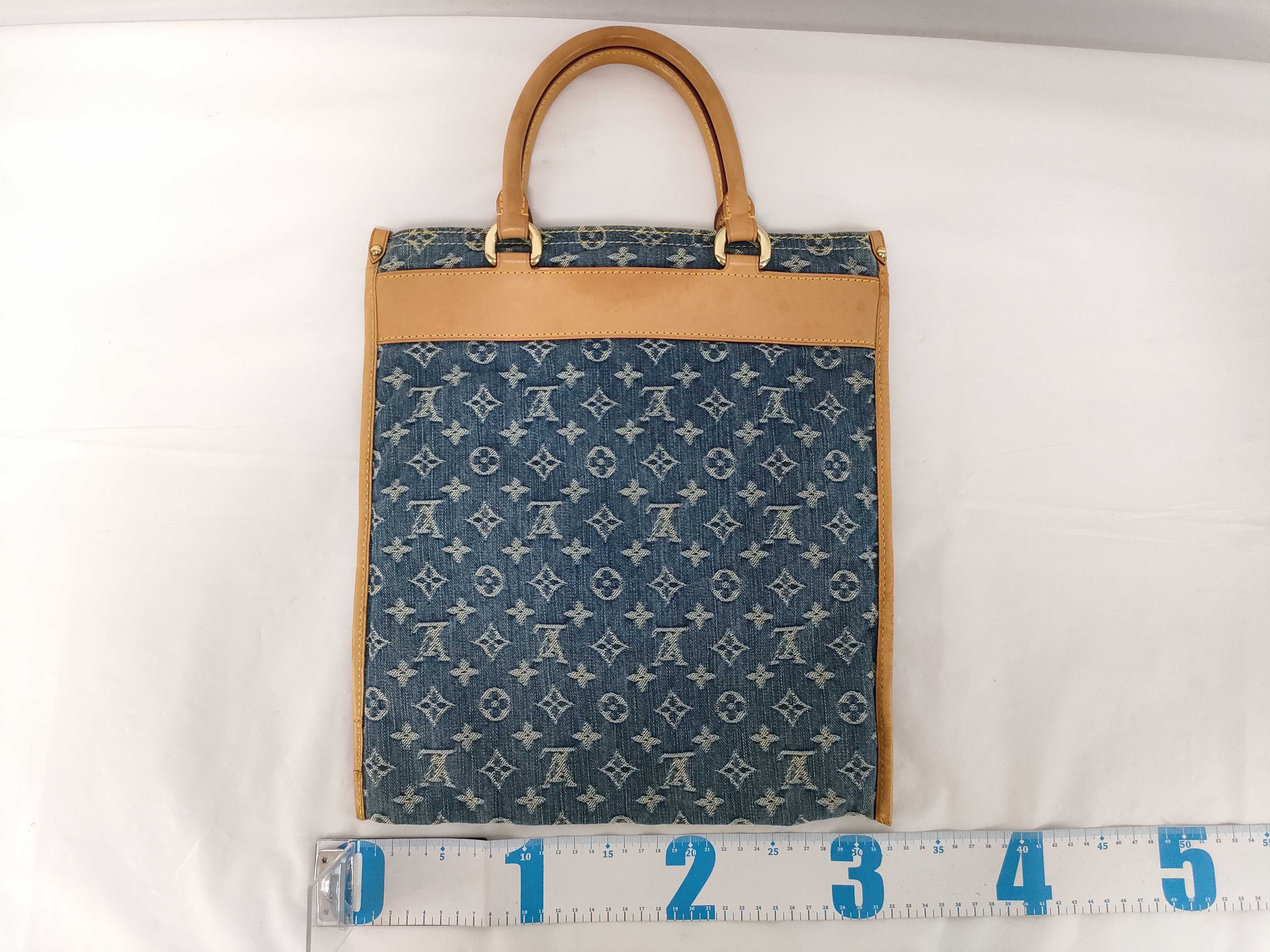 LV Monogram Denim Flat Shopper M95018 AS0065 Handbag — view 2