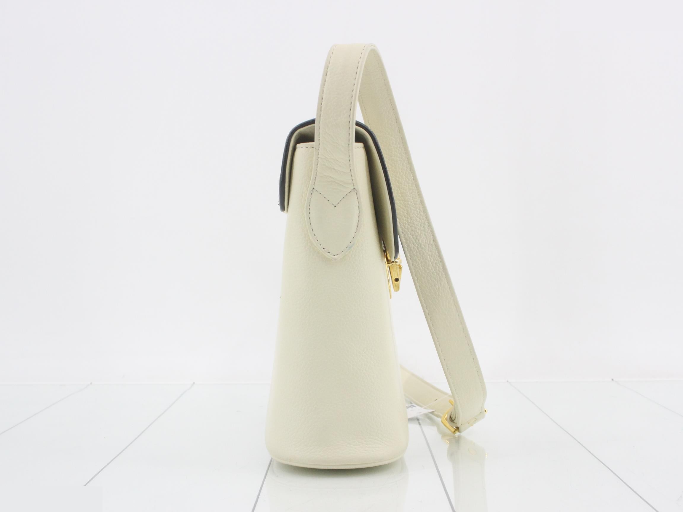 Other lines: Bags/Shoulder bags, Leather, White — view 4