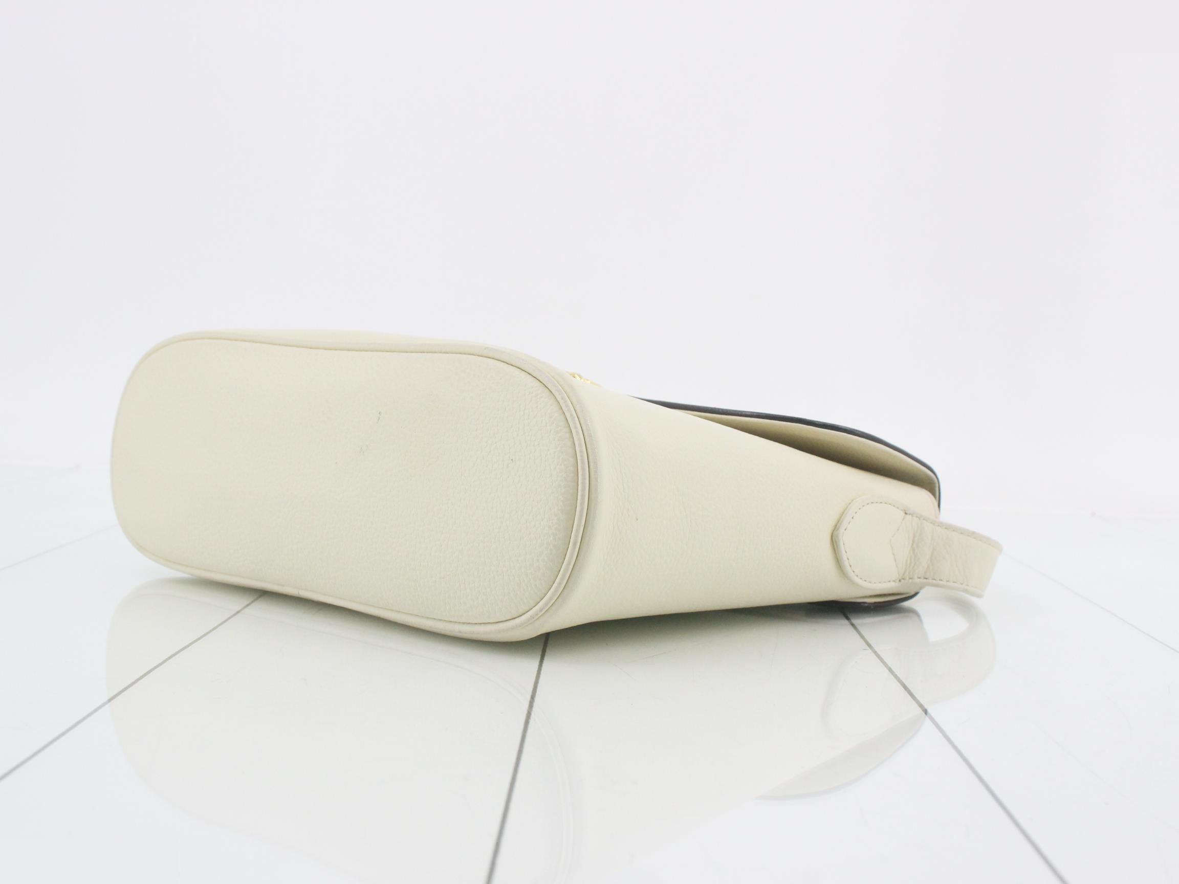 Other lines: Bags/Shoulder bags, Leather, White — view 6
