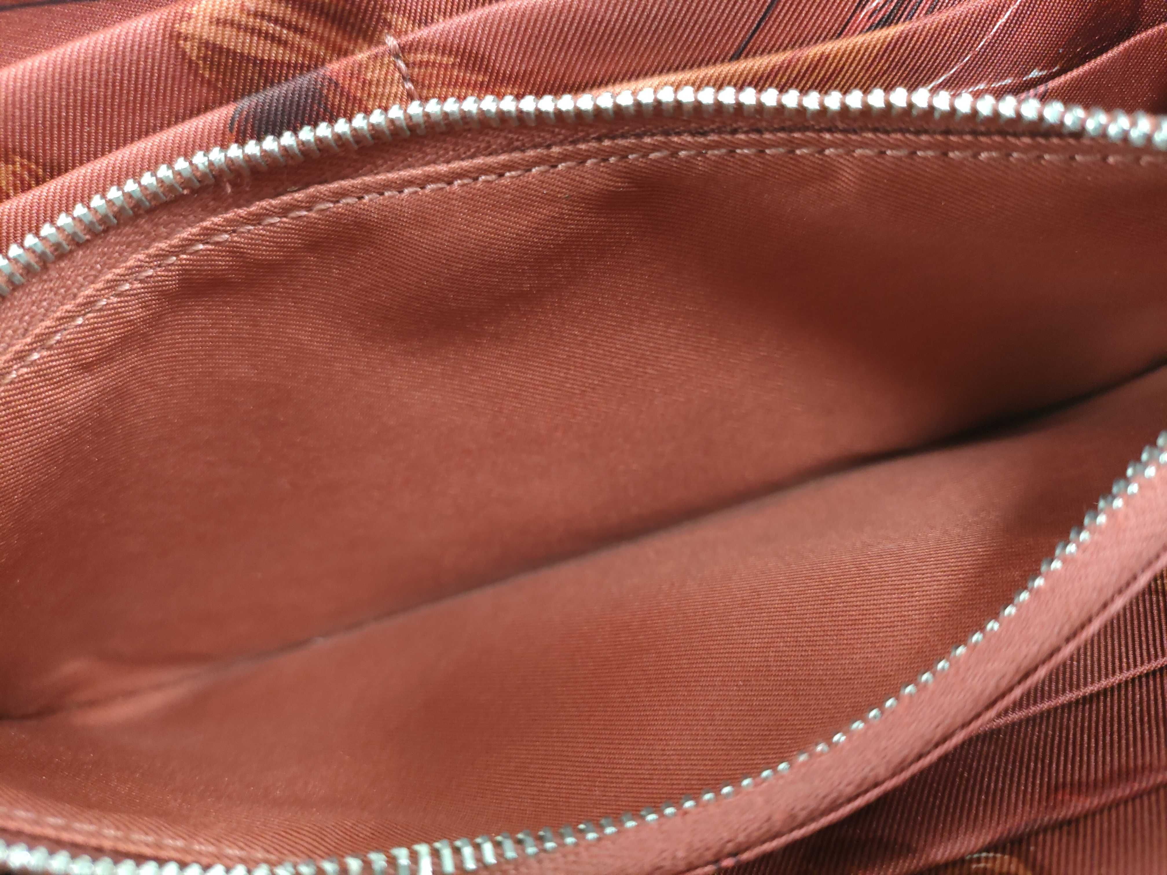 Azap Silk In Long Wallet — view 10