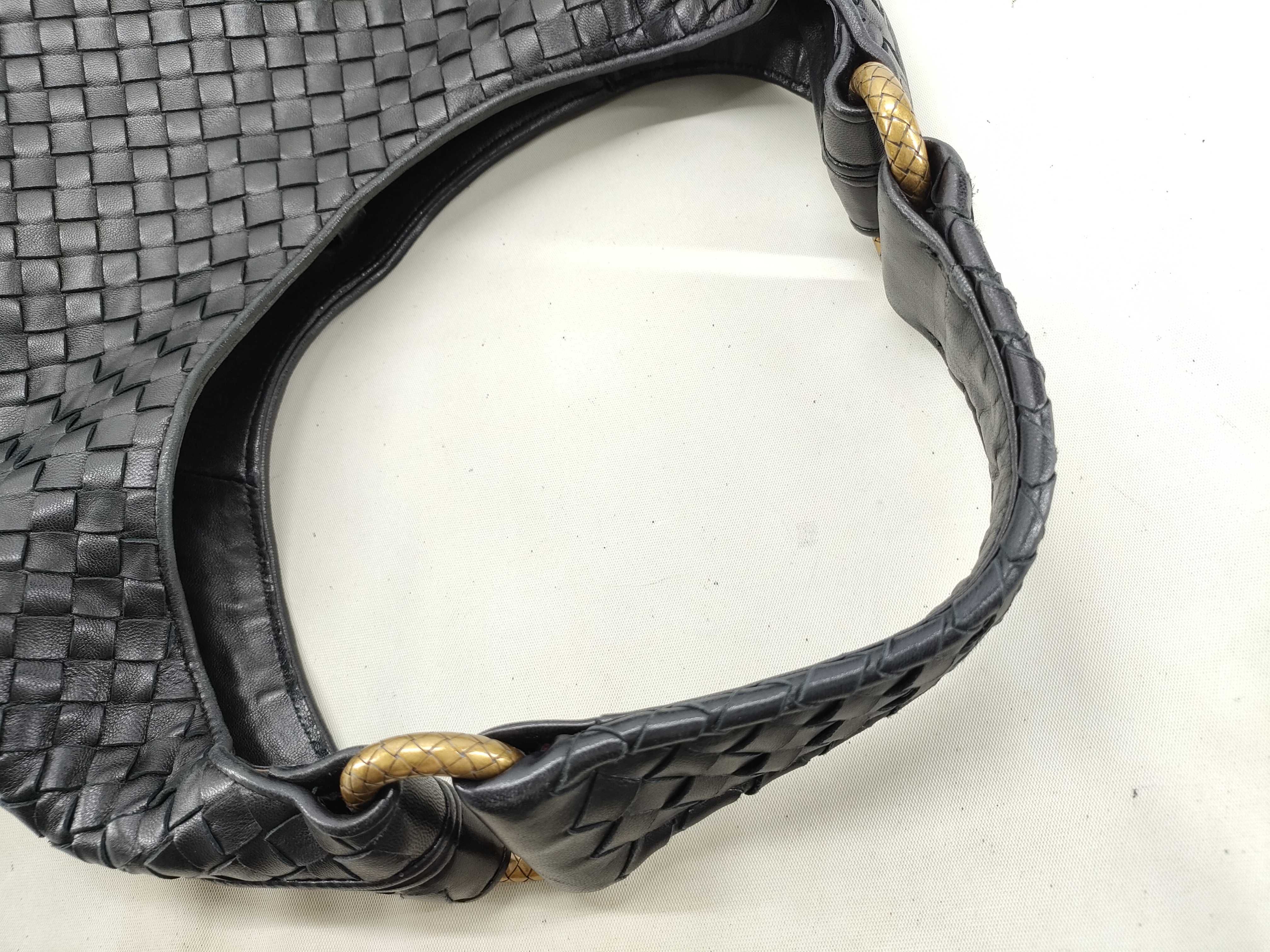 Intrecciato Leather Shoulder Bag, Black, 179197 — view 5