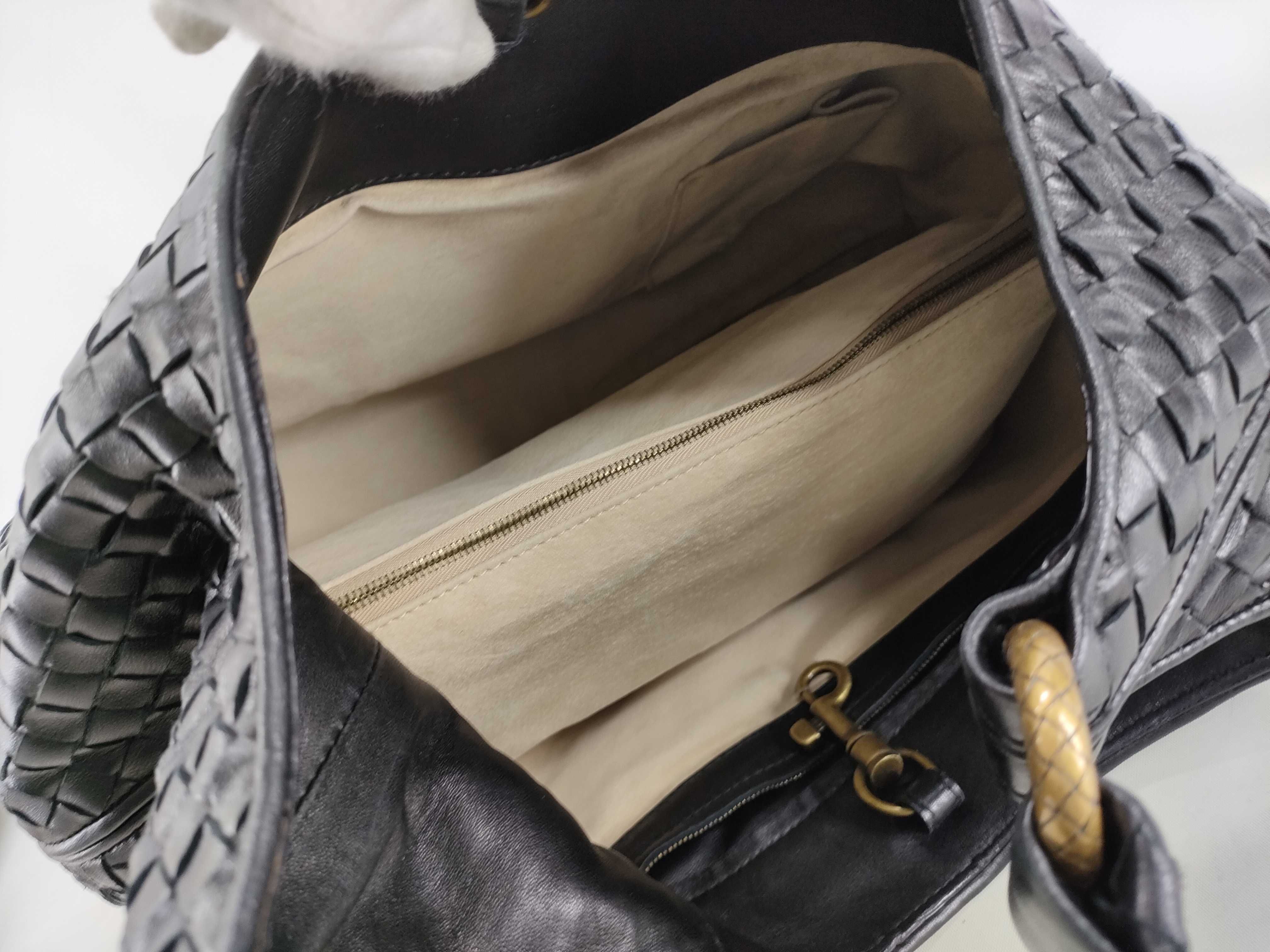 Intrecciato Leather Shoulder Bag, Black, 179197 — view 8