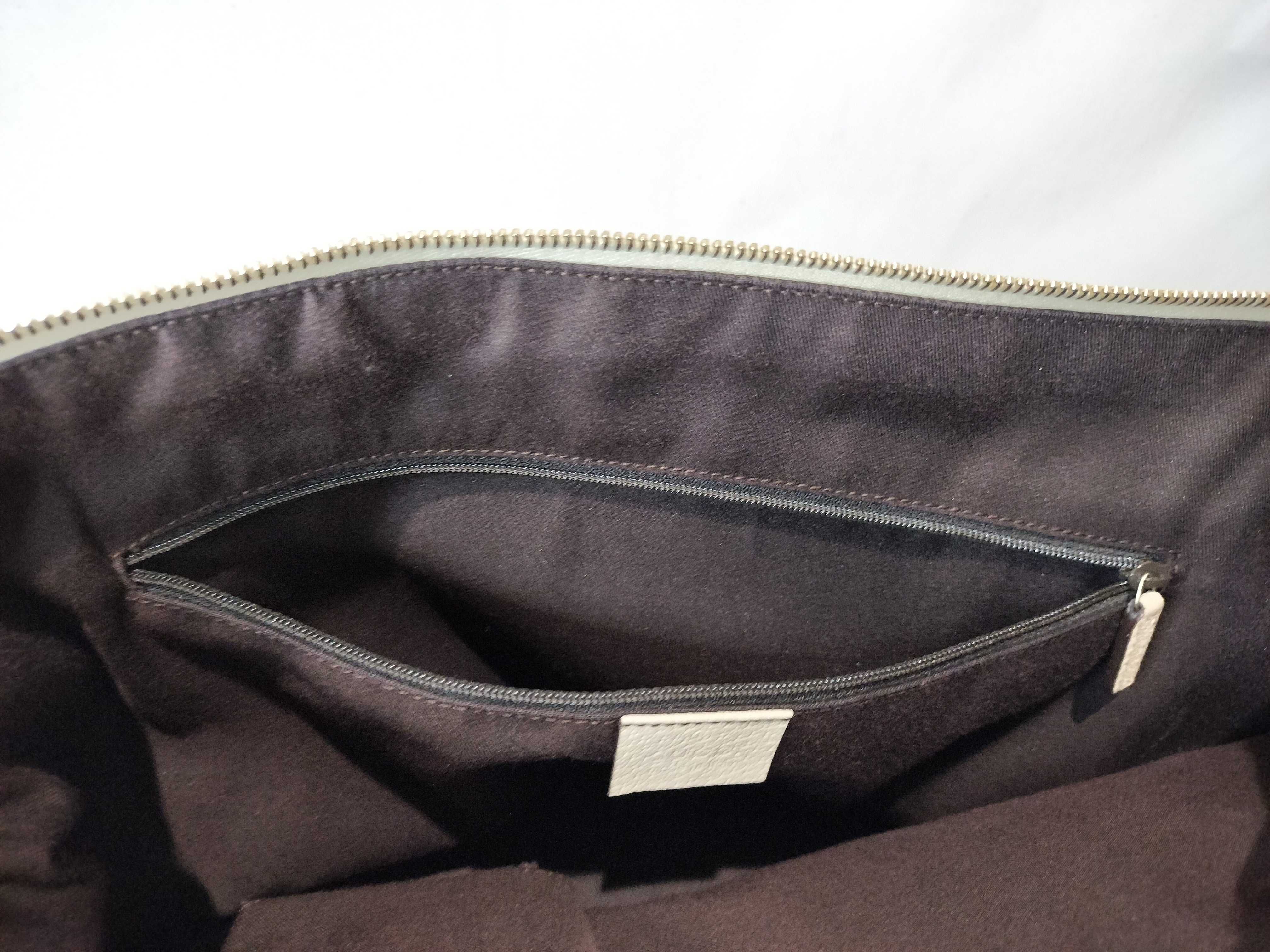 GG Canvas 141470 Tote Handbag — view 11