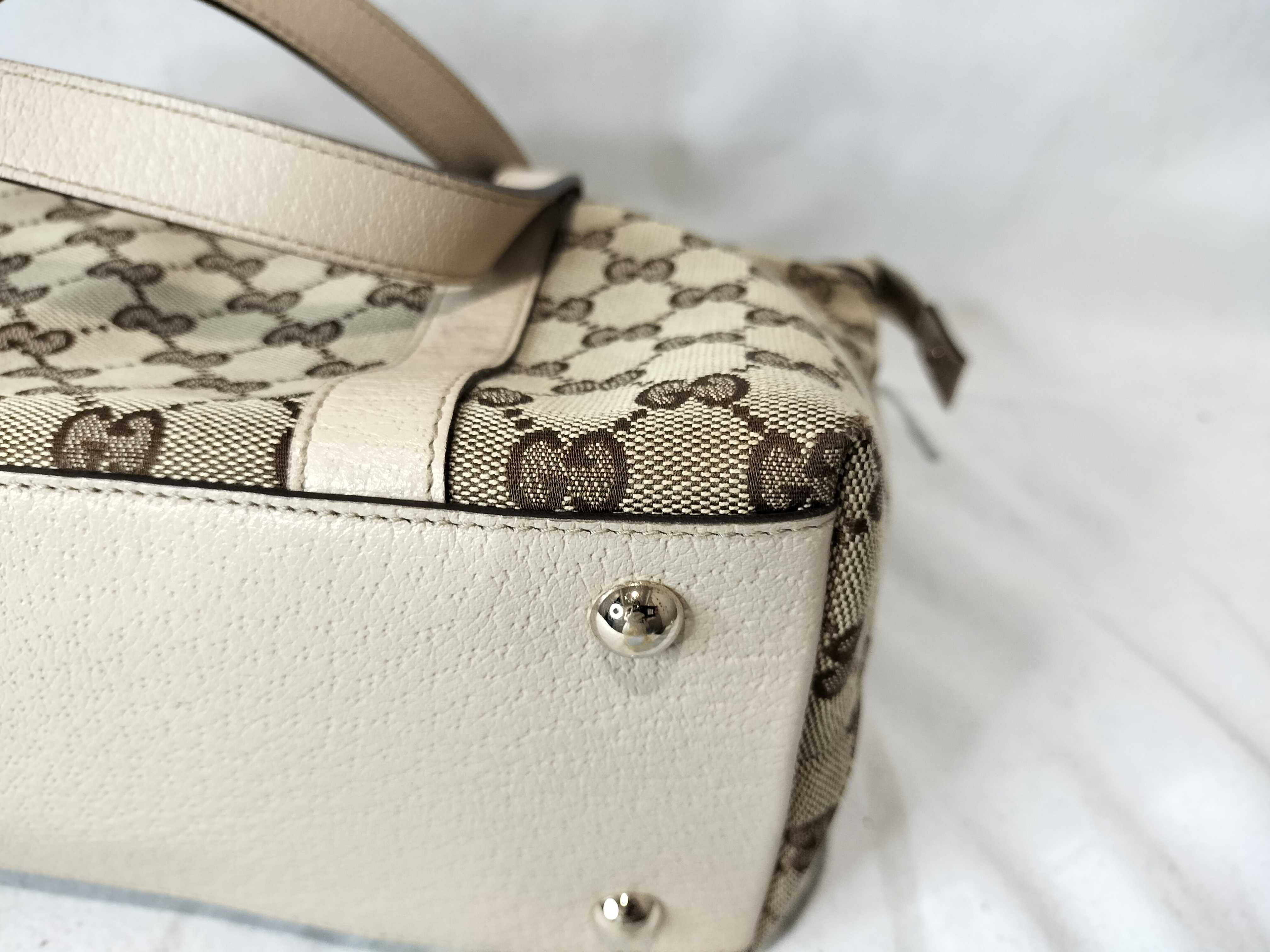 GG Canvas 141470 Tote Handbag — view 7
