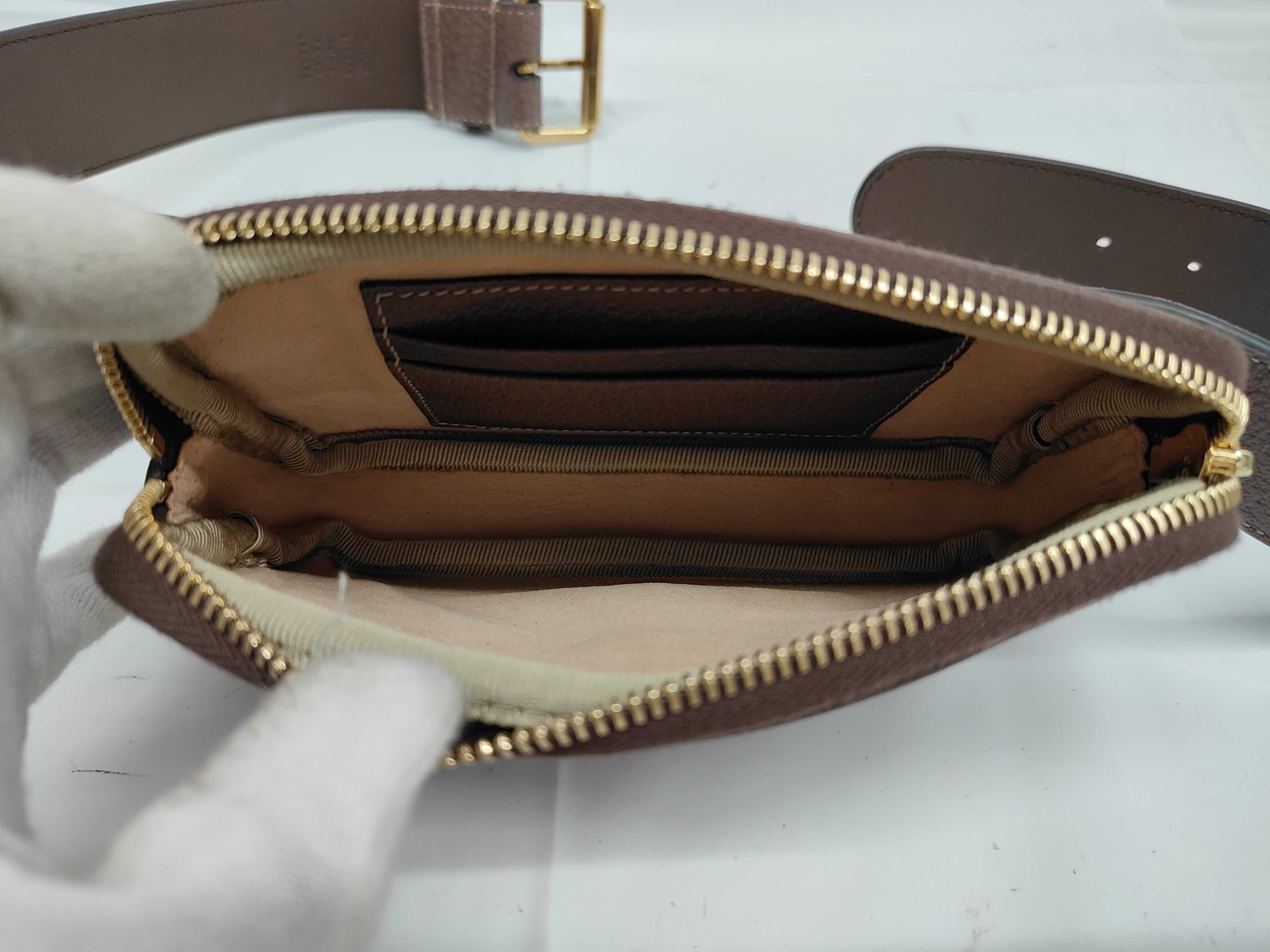 GG Supreme Shoulder Bag — view 6