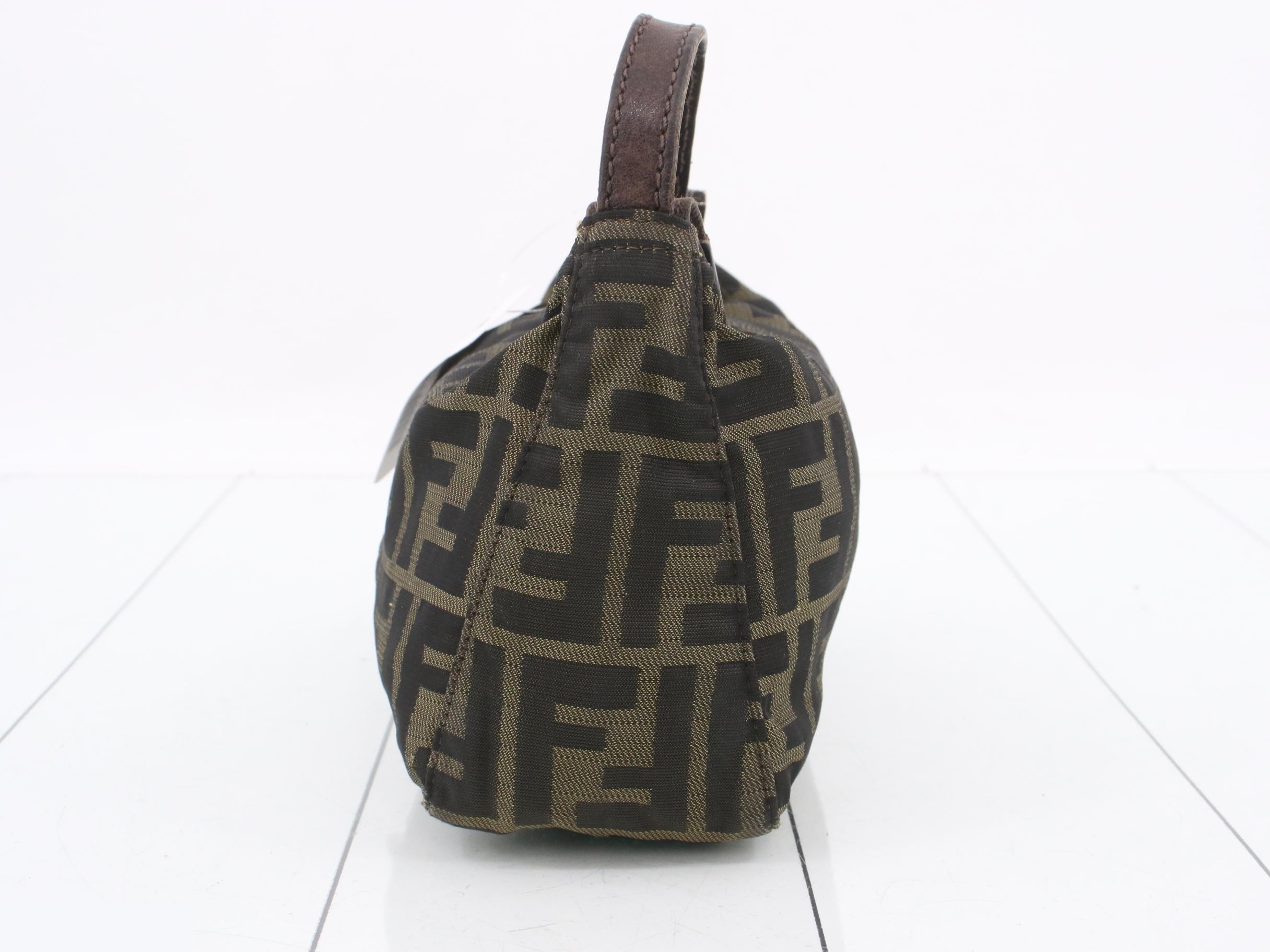 handbag — view 3