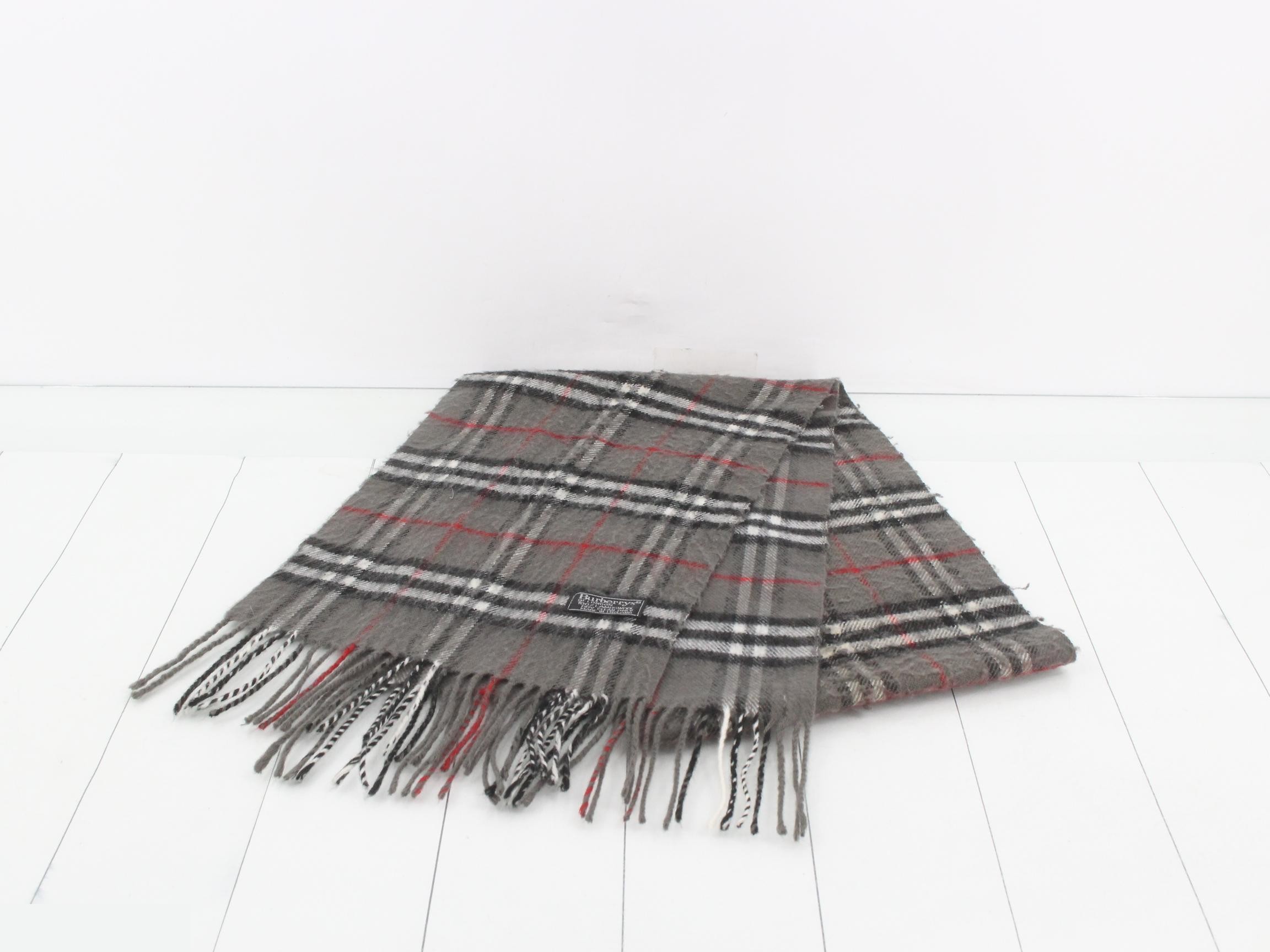 Other lines: Small items, accessories, and scarves — view 2