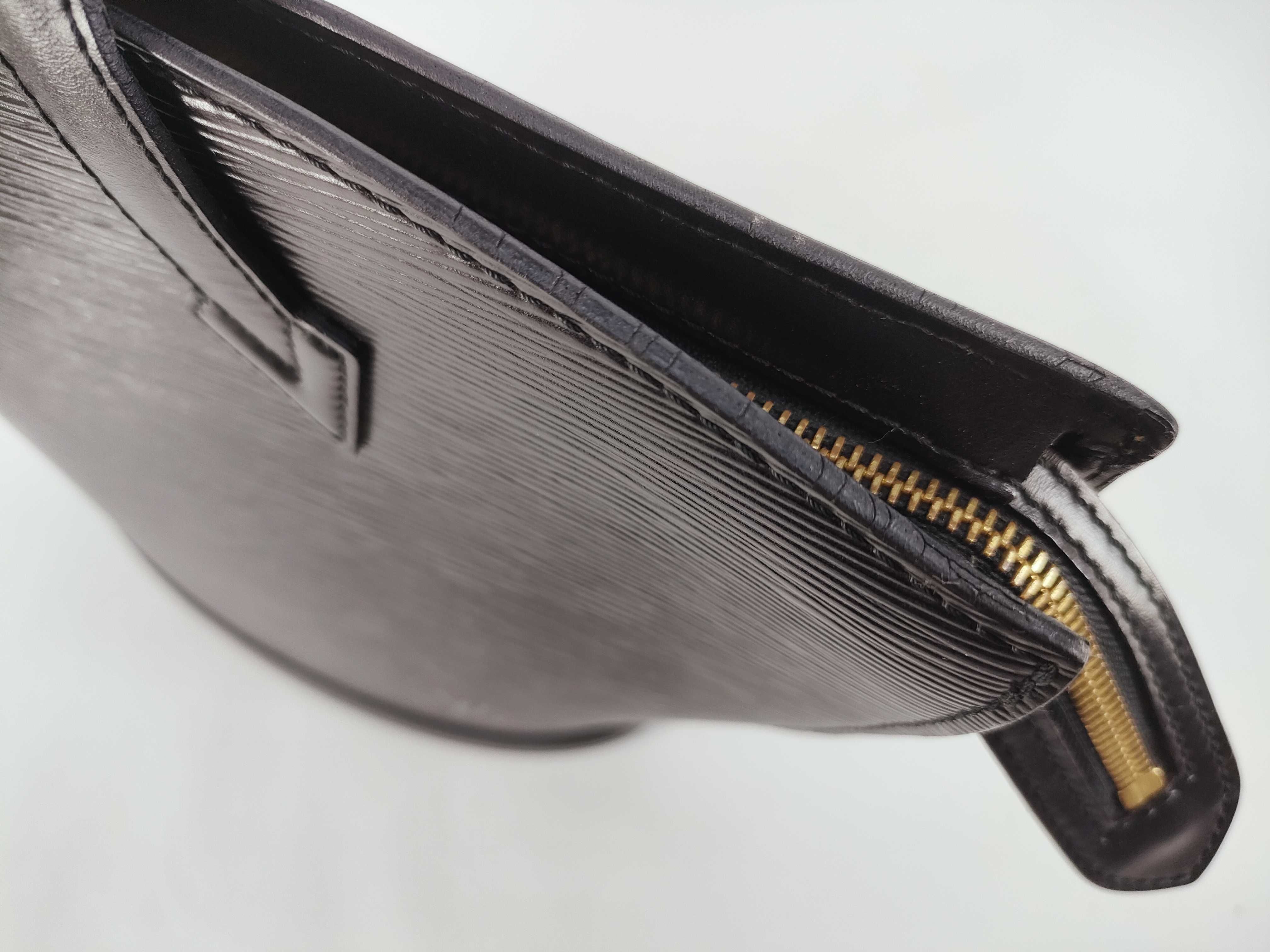 Epi Saint Jacques Shopping M52262 Black Tote Bag — view 9