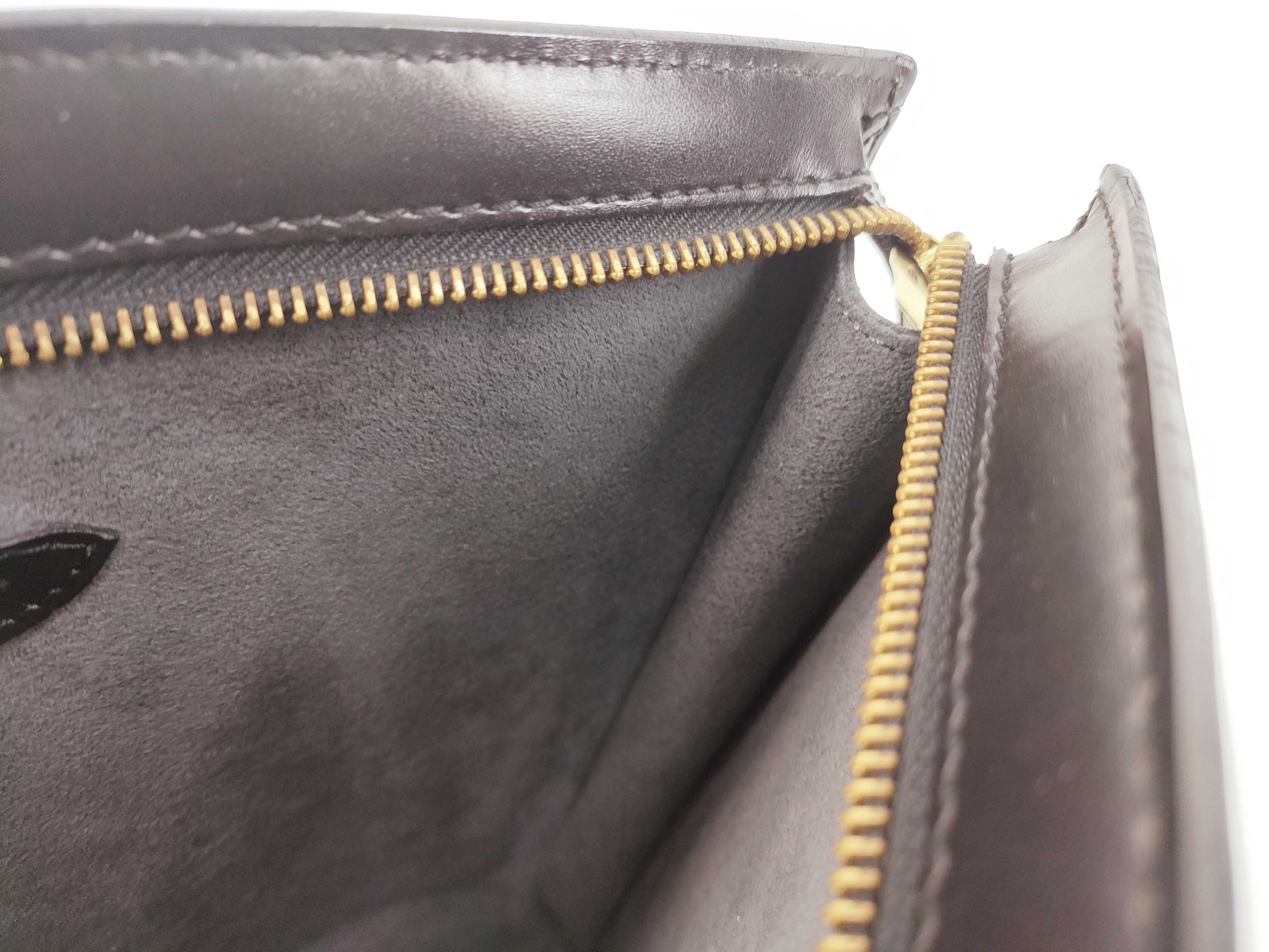 Epi Saint Jacques Shopping M52262 Black Tote Bag — view 10