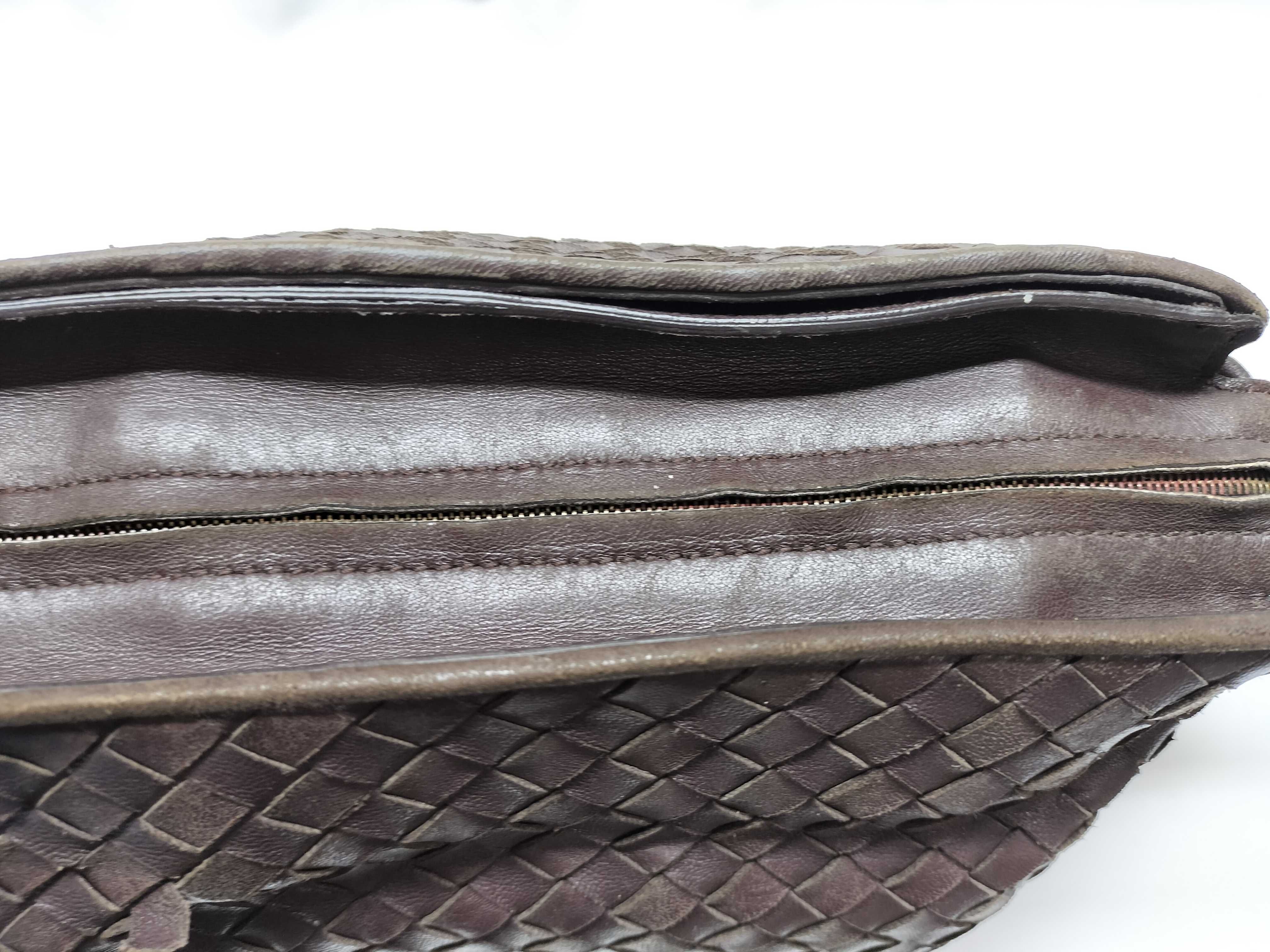 Intrecciato Leather Shoulder Bag, Brown — view 9