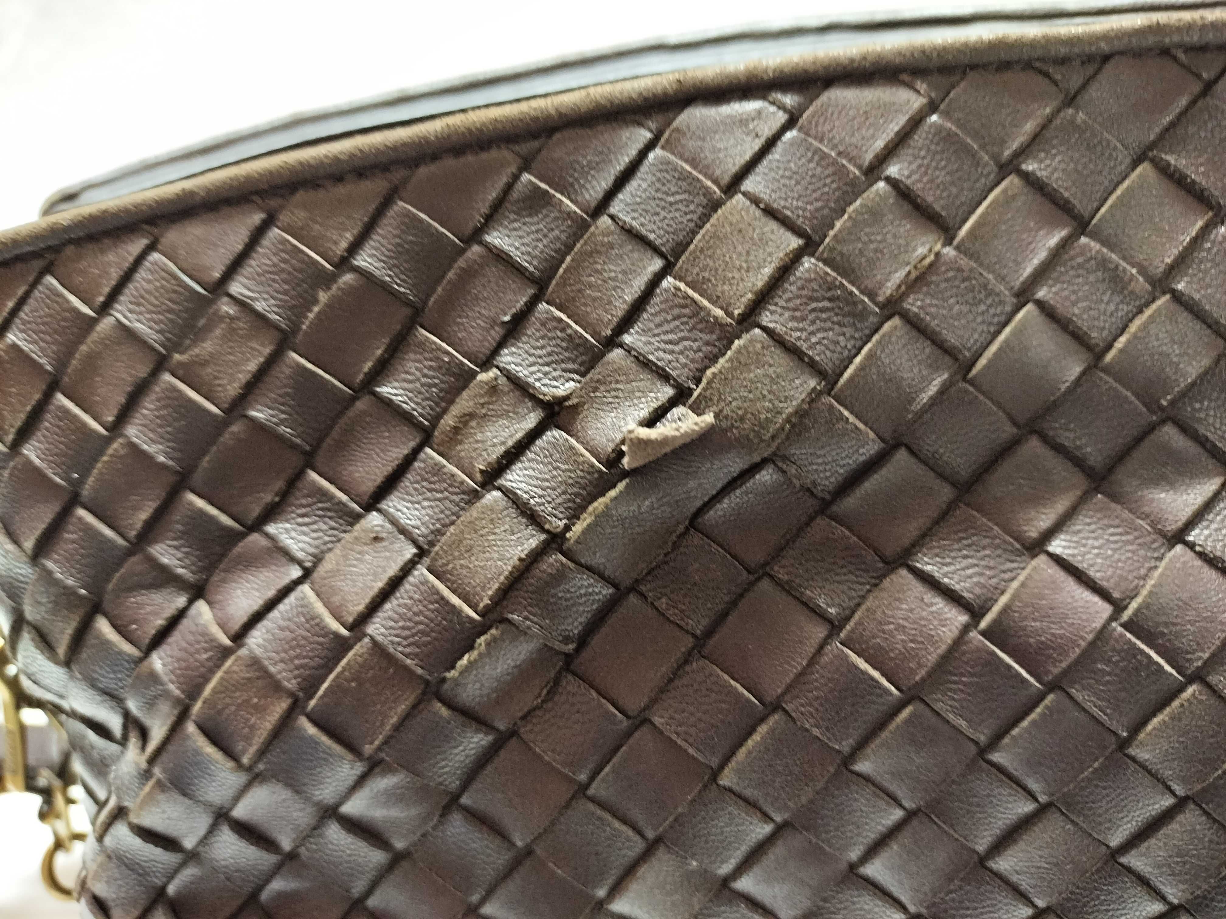 Intrecciato Leather Shoulder Bag, Brown — view 10