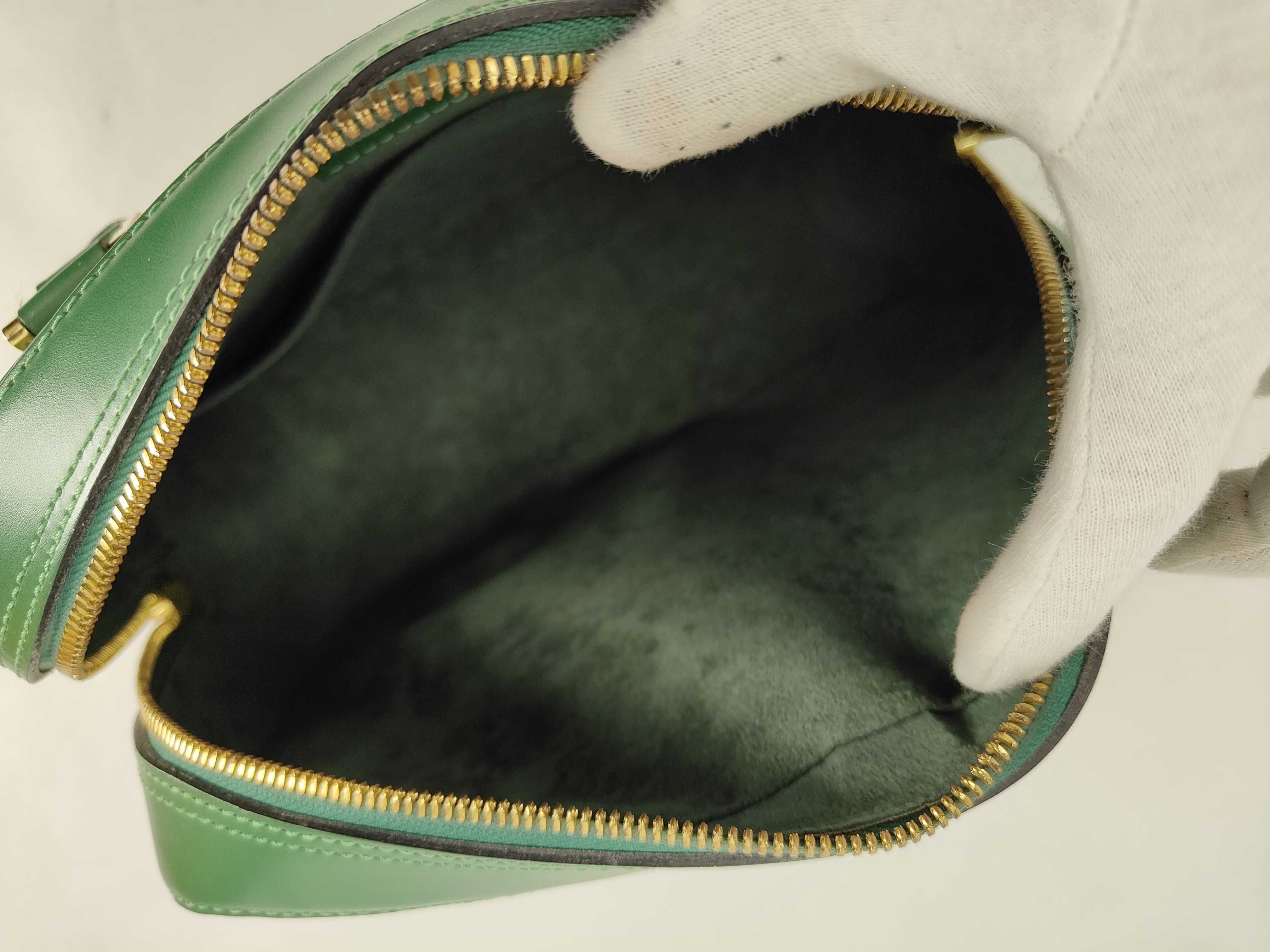 Epi Louis Vuitton Epi Sablon Handbag — view 11