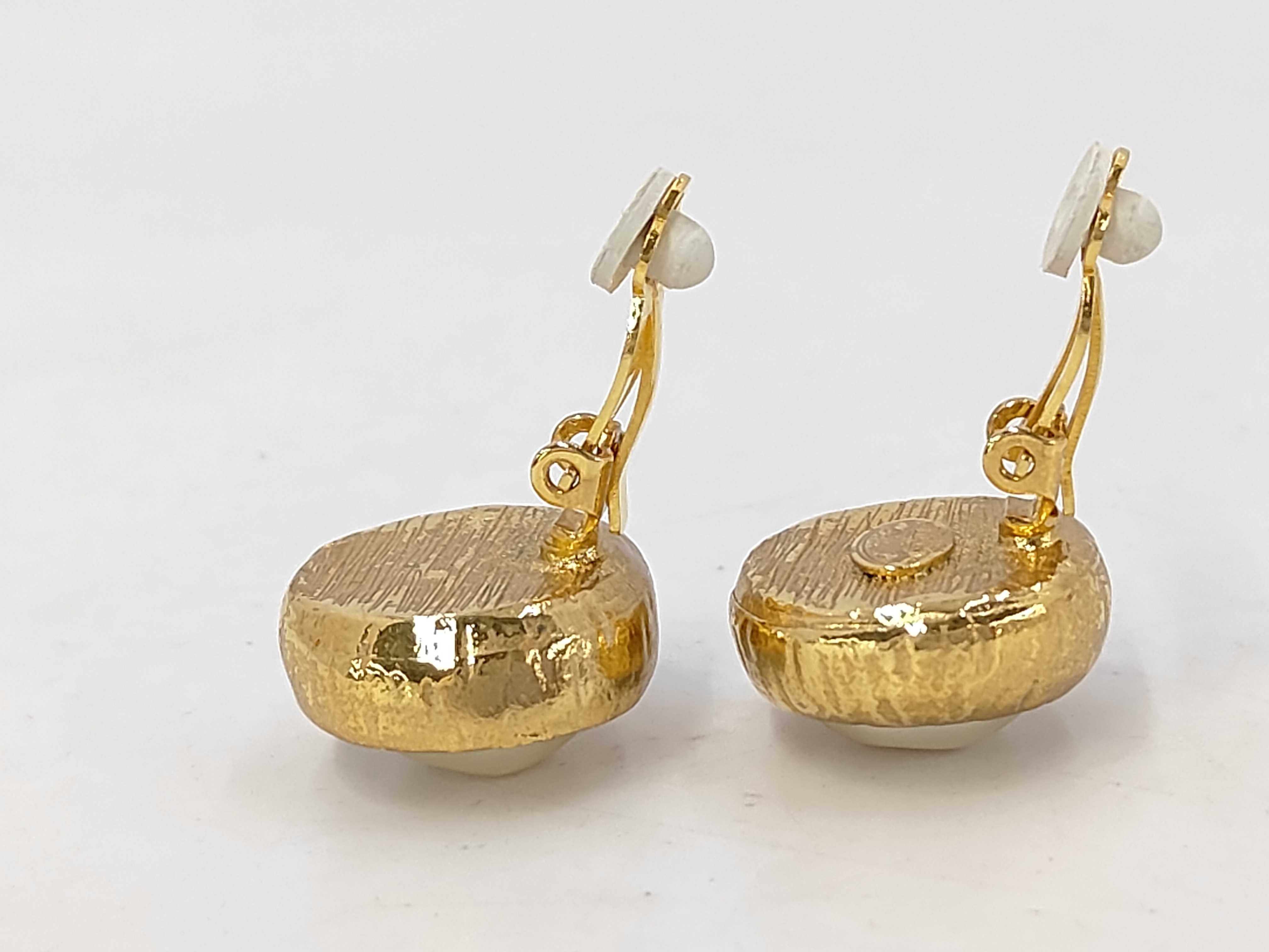 Pearl Gold Earrings — view 3