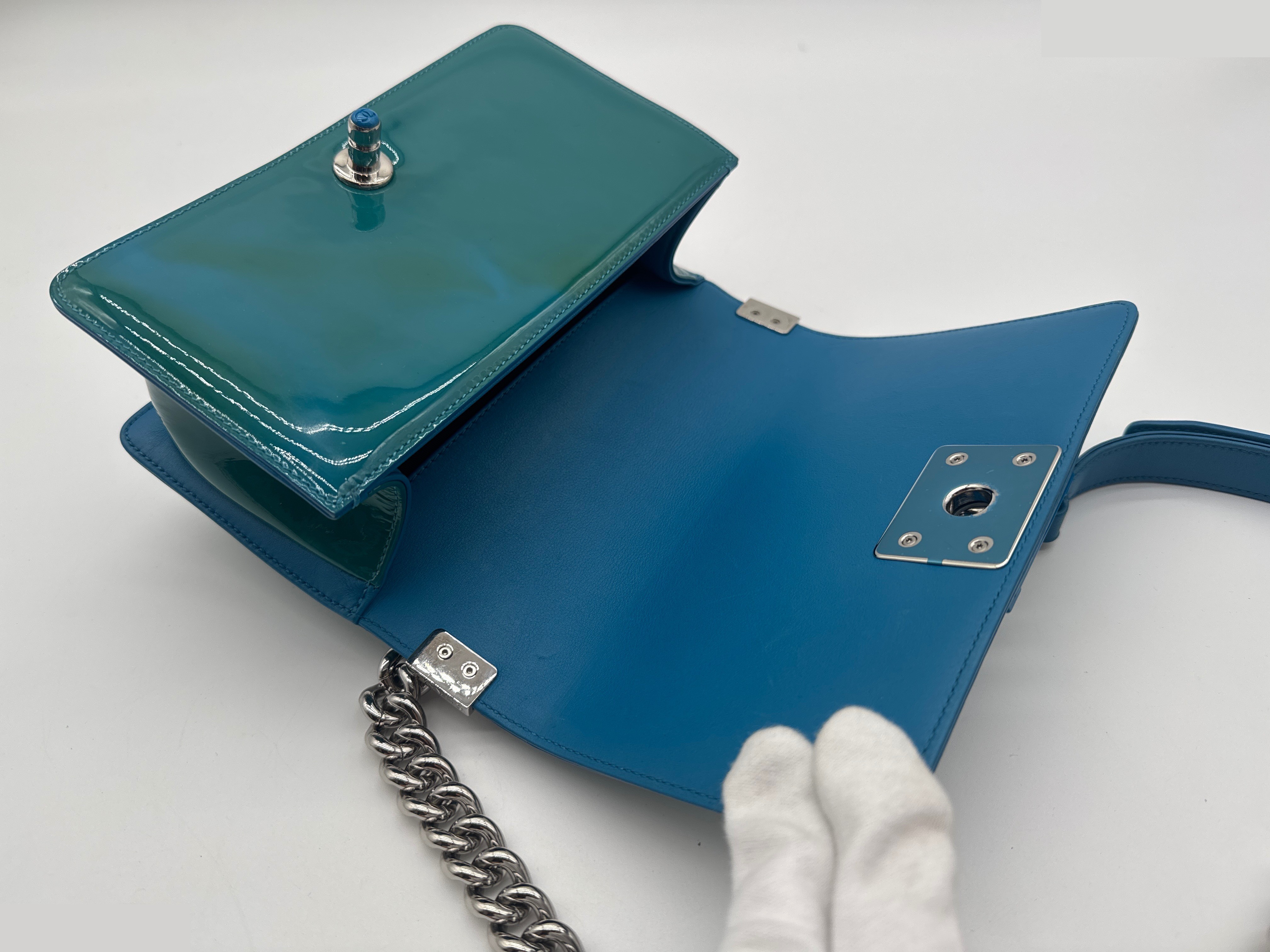 Boy Matelassé Shoulder Bag — view 9