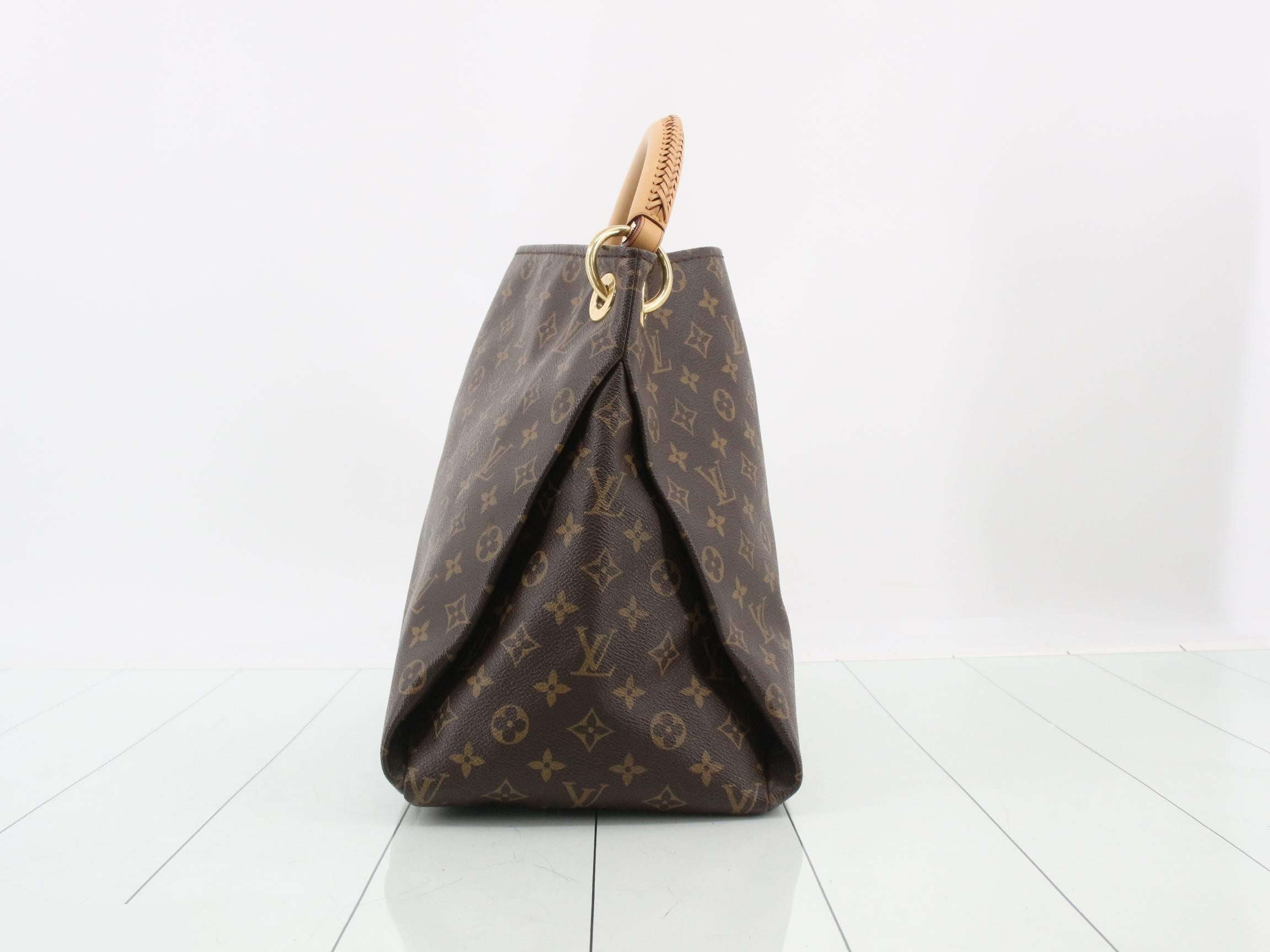 Monogram Artsy MM Shoulder Bag — view 3