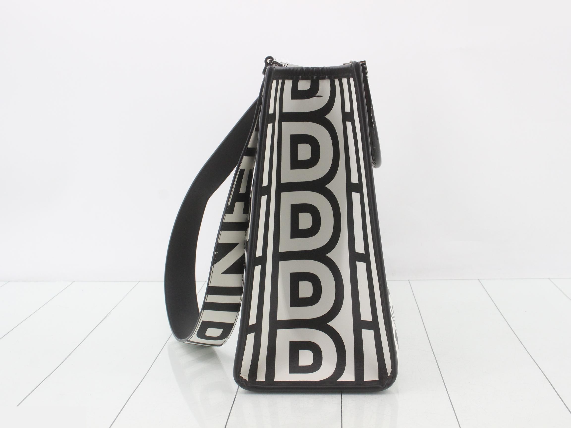 Marc Jacobs x Sunshine Tote Bag — view 3