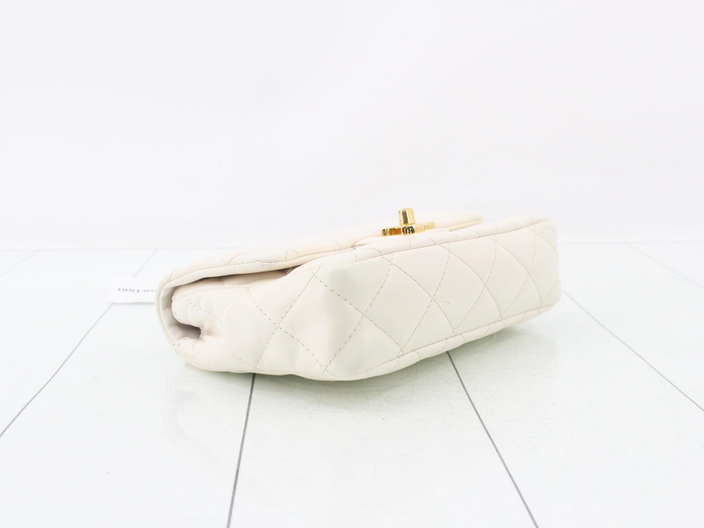 Matelassé Leather 2-Way Chain Shoulder/Handbag — view 5