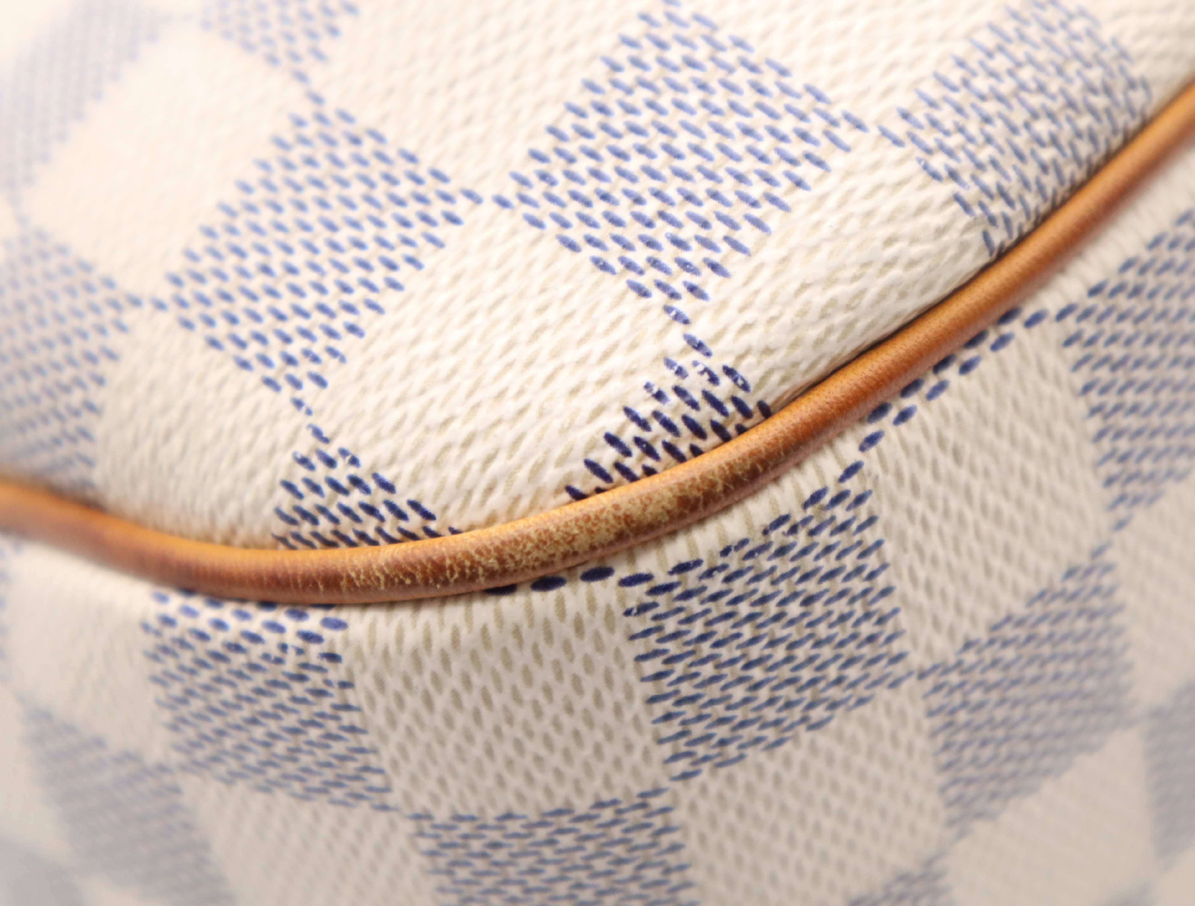 N41113 Azur Siracus PM Shoulder Bag — view 6