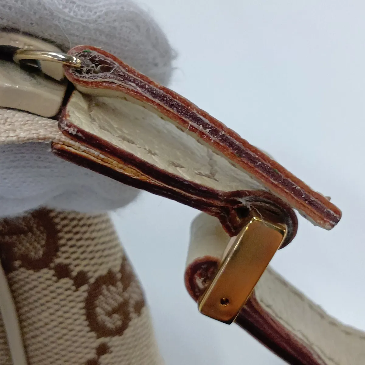 GG Canvas 145750 Canvas x Leather Shoulder Bag Beige x White — view 9