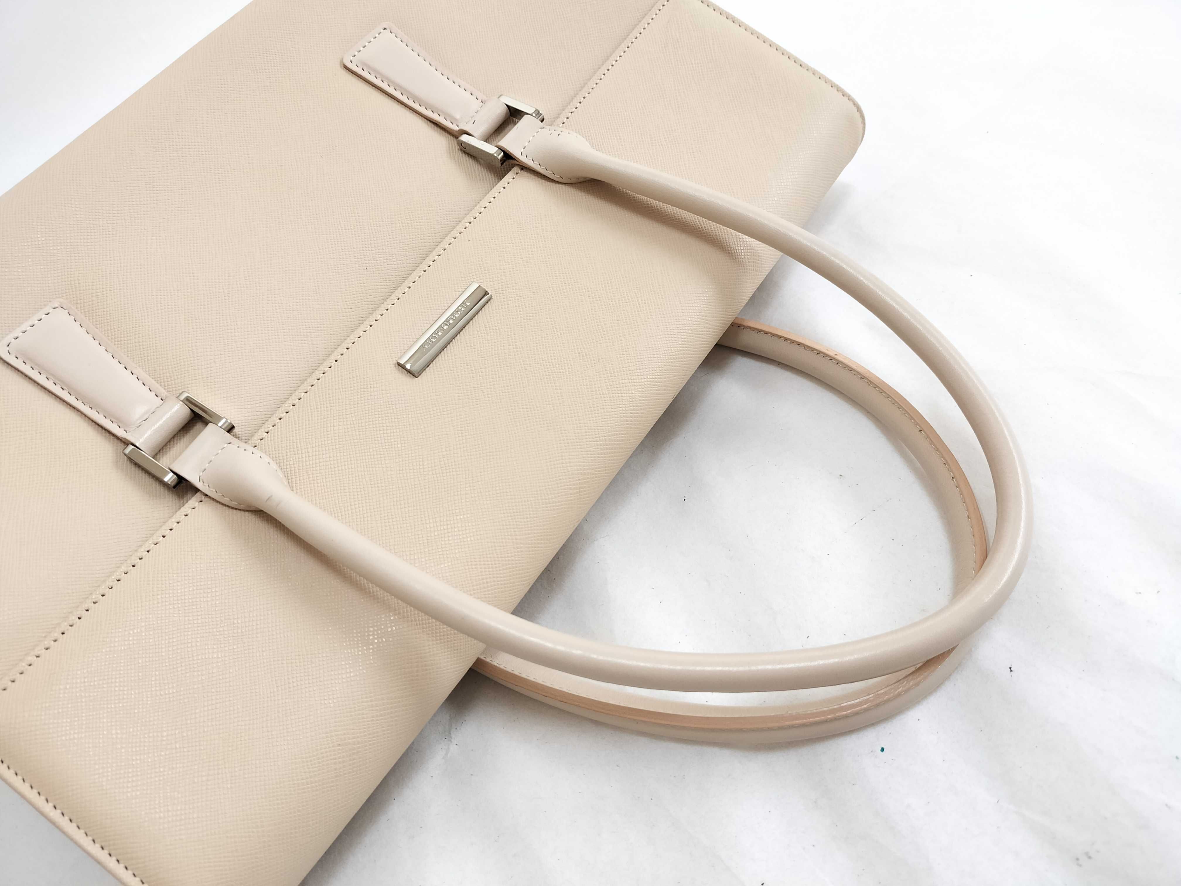 handbag — view 3