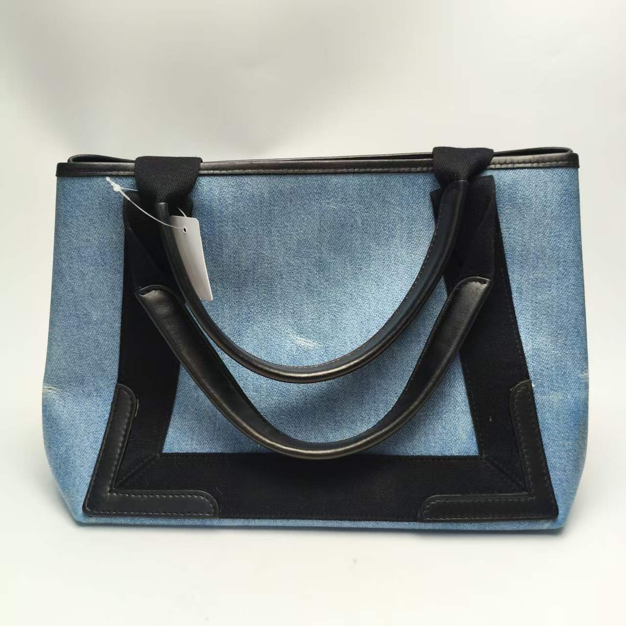 【*Shipped from: China*】BALENCIAGA Cabas PU Handbag — view 3